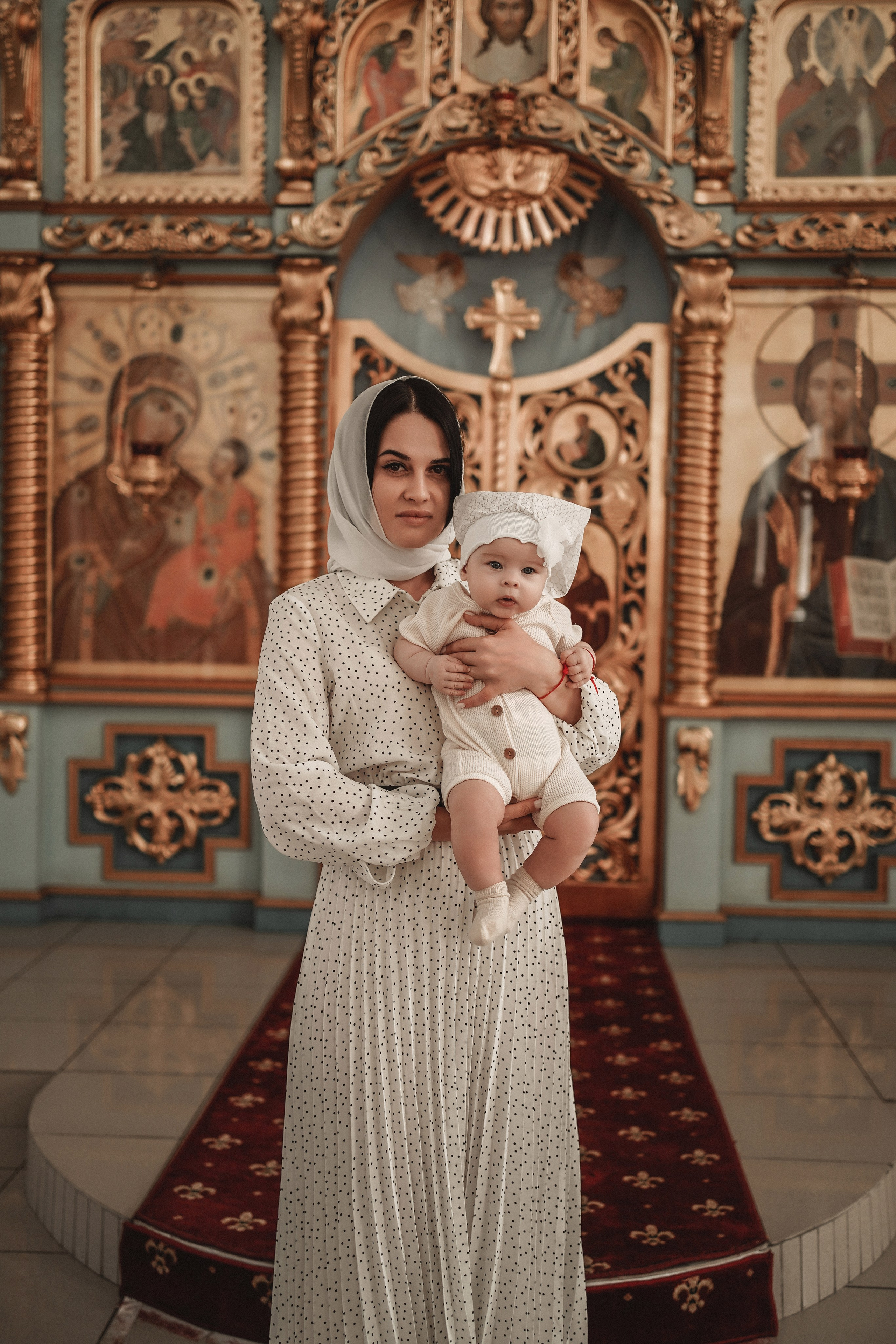 Таинство Крещения в Успенском храме. Свадебный фотограф в Ростове-на-Дону. Таинство Крещения и Венчания, семейные фотосессии. Алёна Чёботова