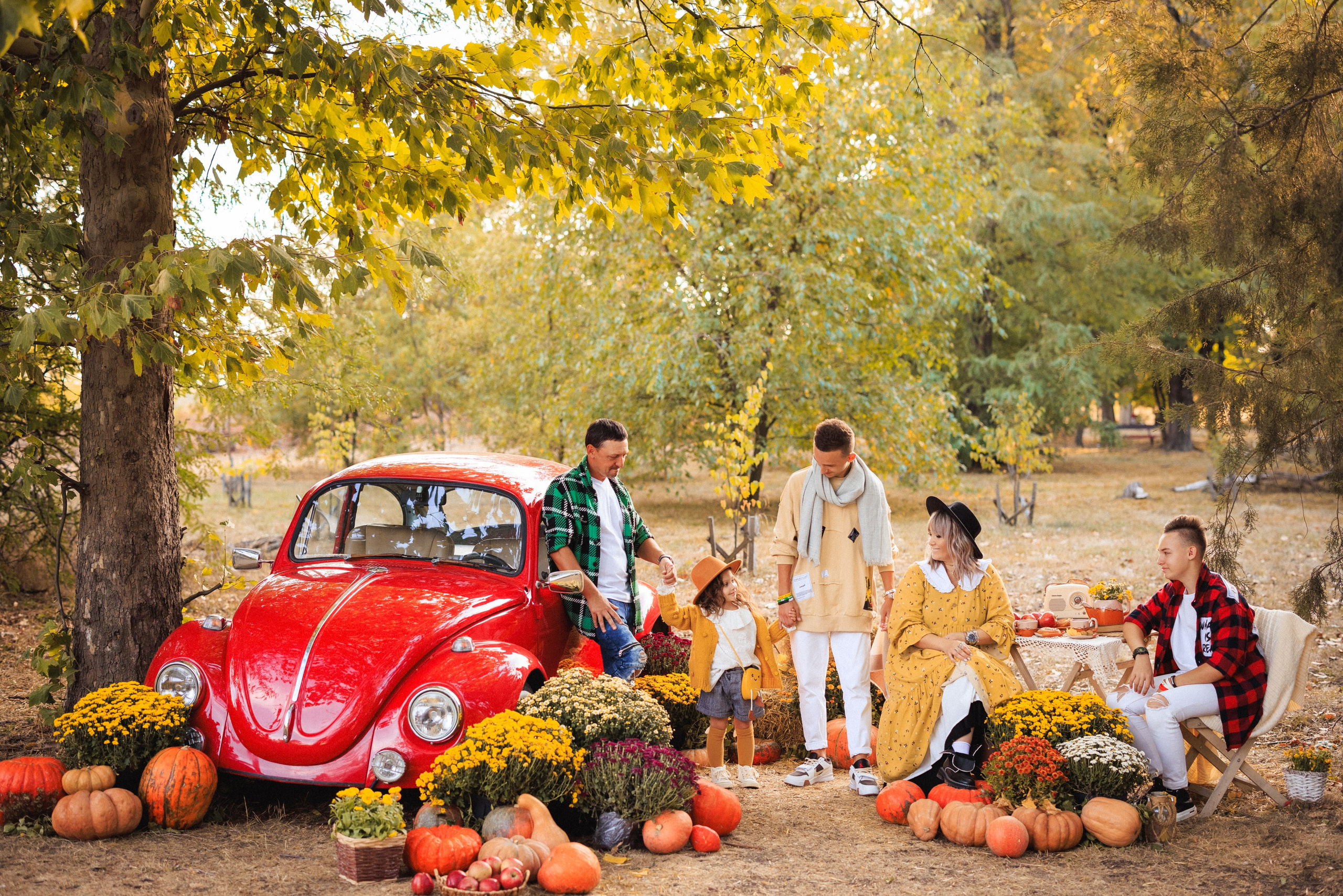 Осенняя фотосессия с Ретро автомобилем в городе Краснодаре. Семейный и детский фотограф в Краснодаре Анна Трашкова