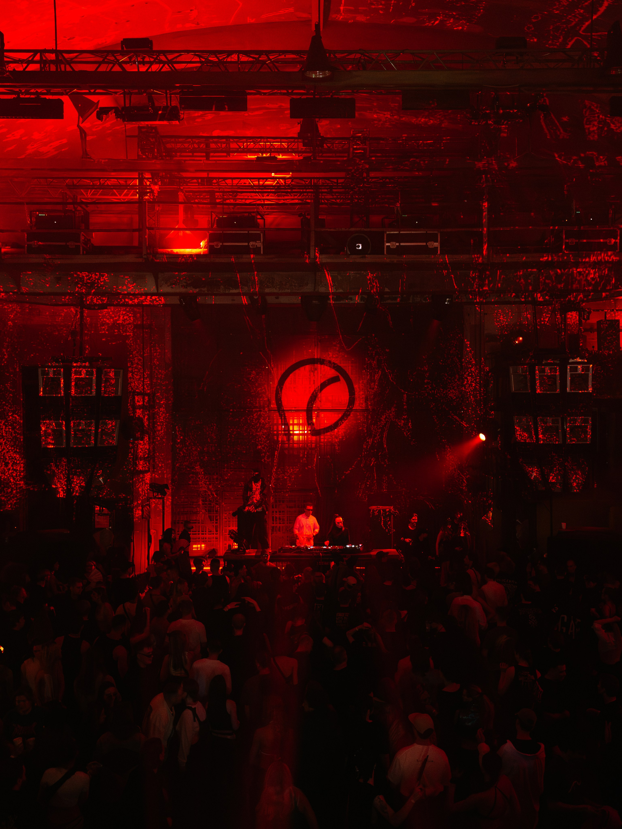 SICK YEARS, ARMA ╳ SILA SVETA. @tomrus: Рустам Шагиморданов — фотограф