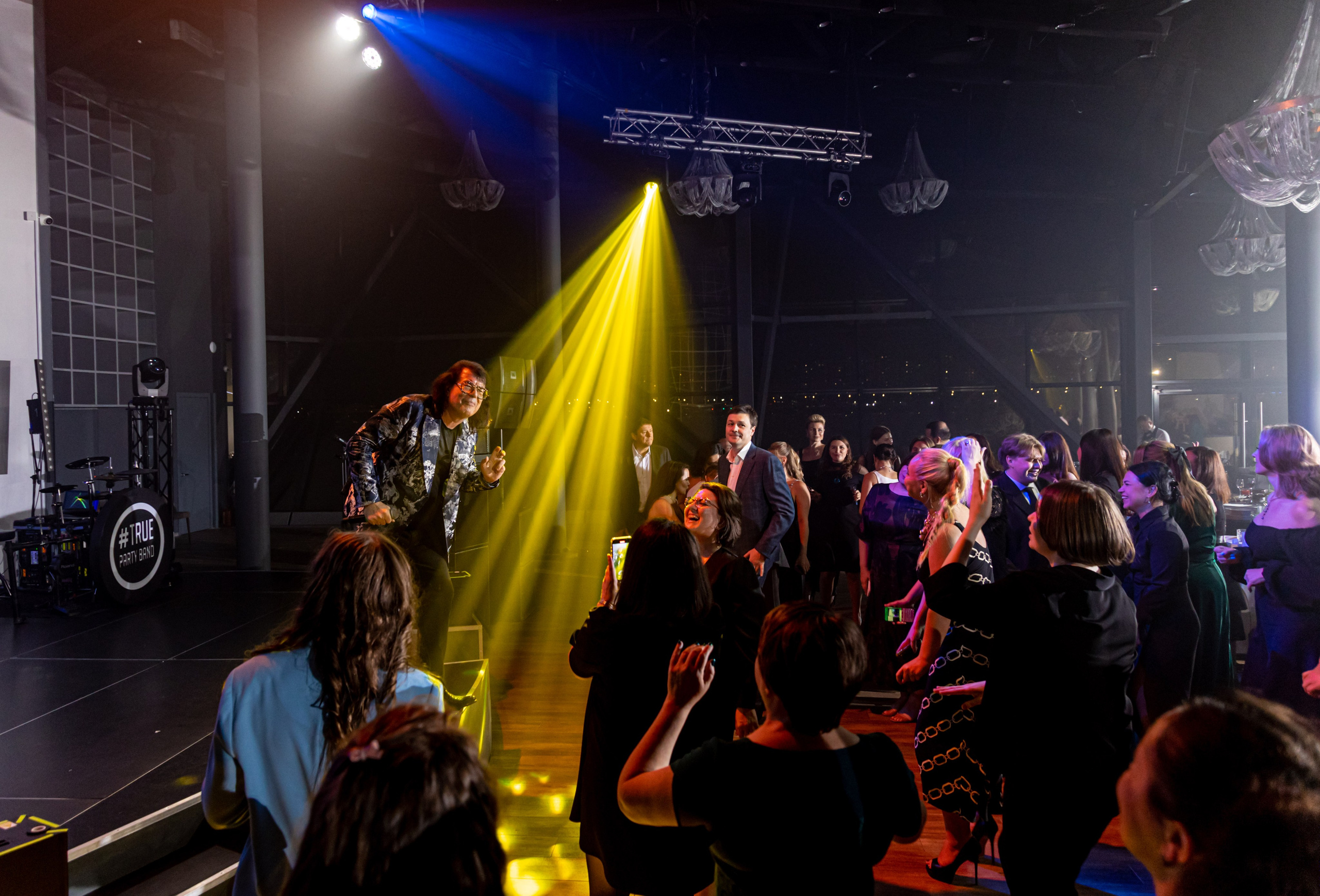 Репортажная фотосъёмка корпоративного мероприятия. Фотограф на праздник, корпоратив, День Рождения и Юбилей в г. Санкт-Петербурге Алексей Анкушев