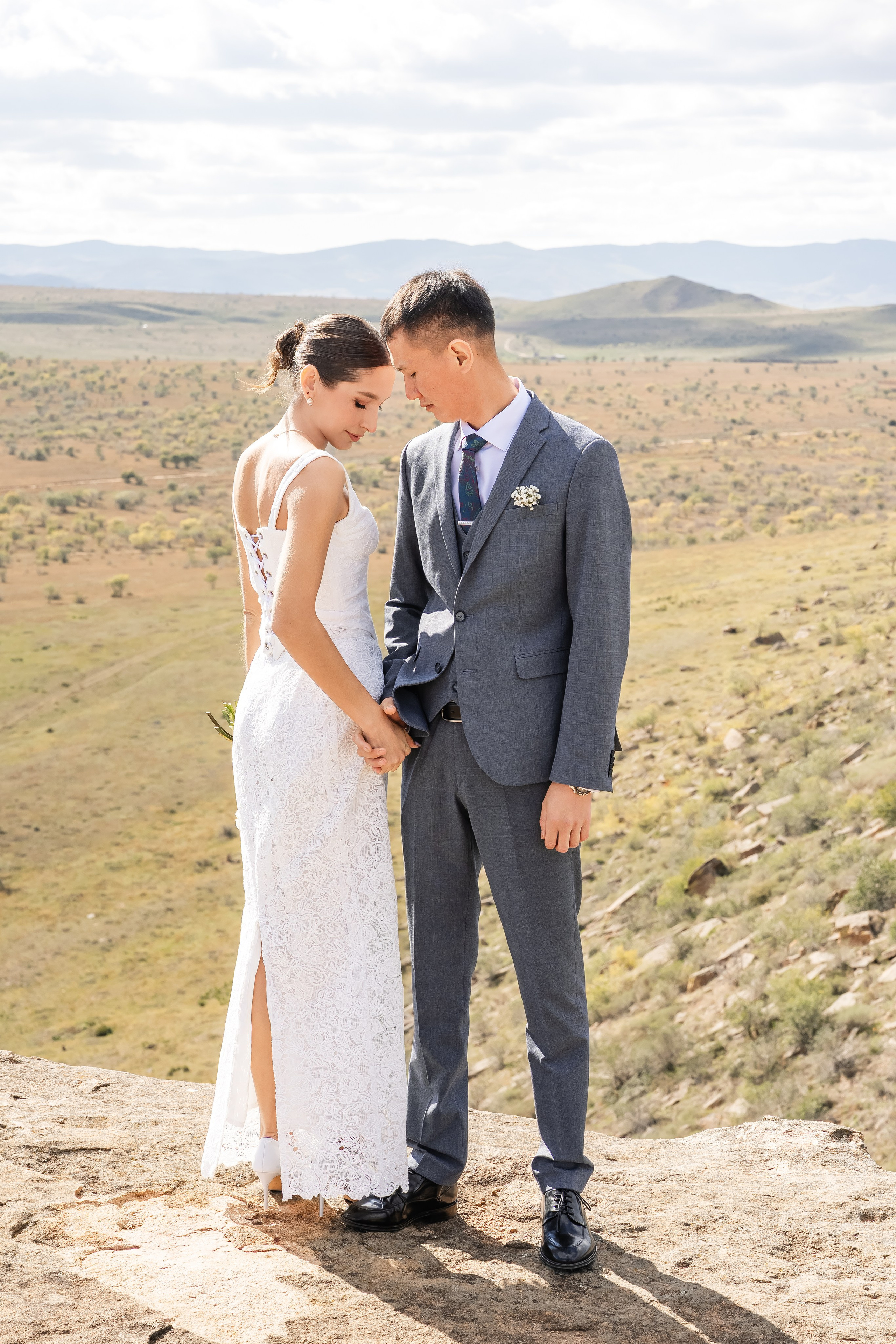 Сентябрь. Фотограф и видеограф в Улан-Удэ: Аюна Габагуева и Артём Шаханов