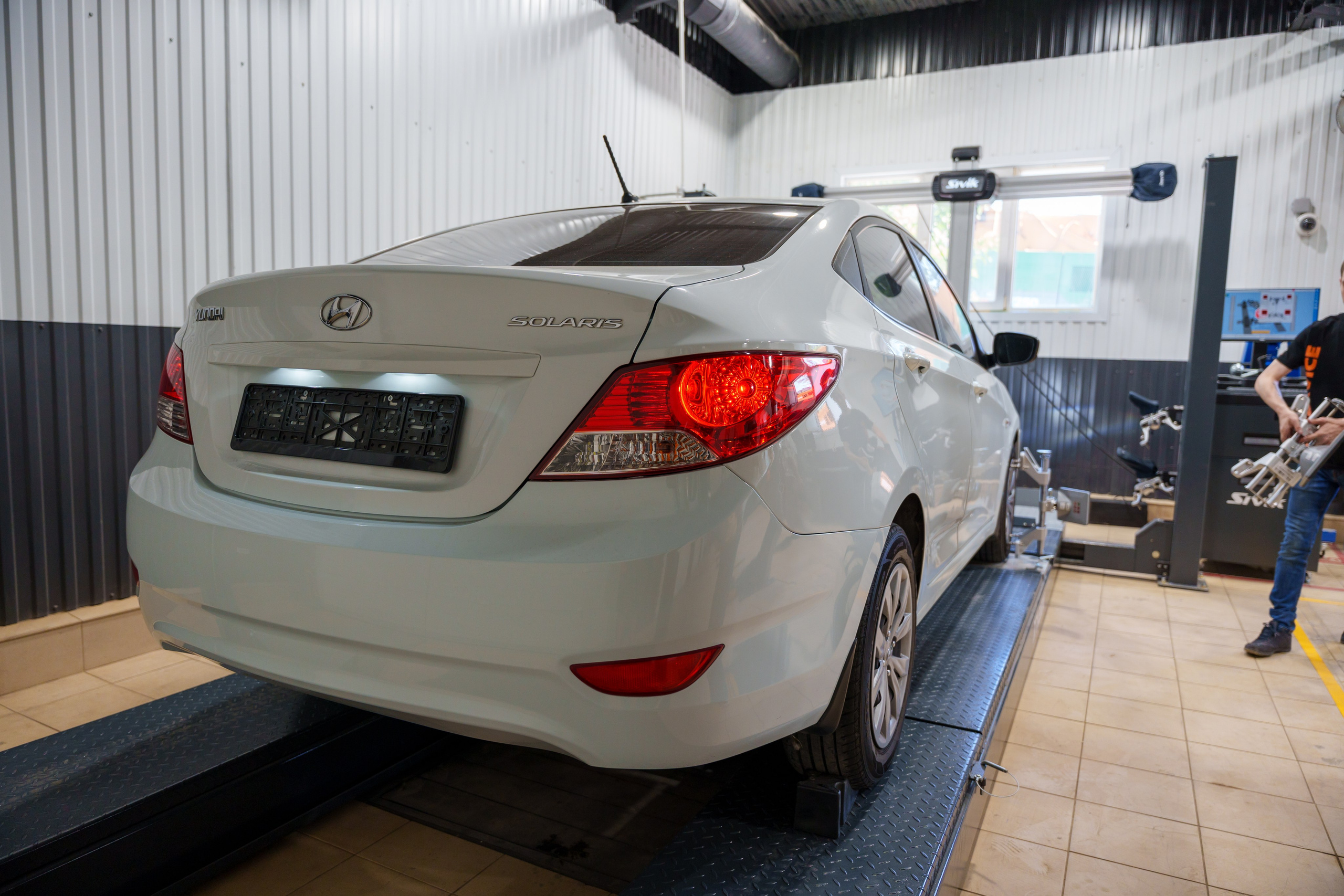 Интерьерная фотосъемка автосервиса Fit Service в Краснодаре — Профессиональная фотосъемка интерьера техцентра в Краснодаресеть СТО. Шедевры для Вас! Фотограф и Видеограф в Краснодаре Пахиев Руслан