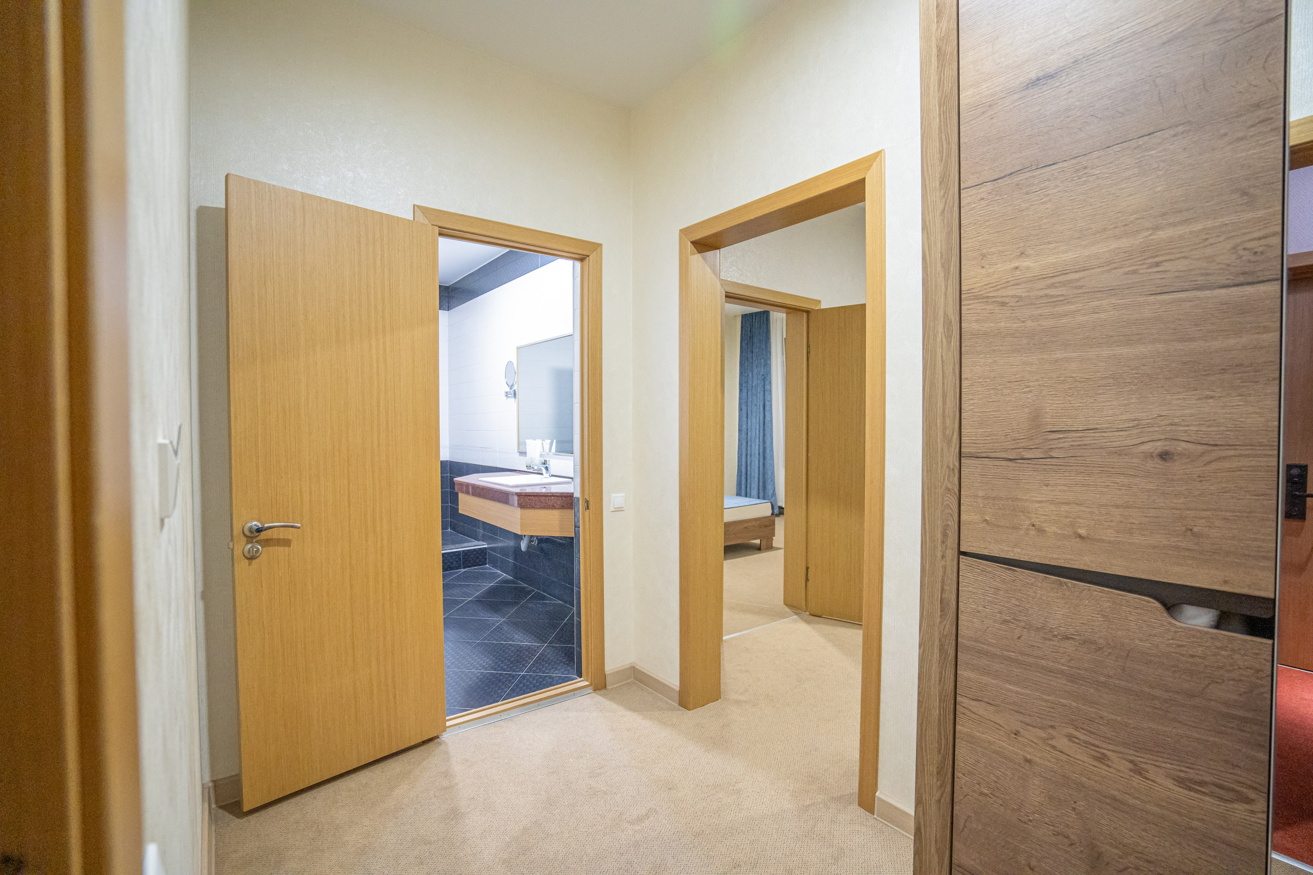 Интерьерная фотосъемка премиальных отелей Dream Hotel в Краснодаре и Анапе Профессиональная фотосъемка интерьеров отелей Dream Hotel: Красно. Шедевры для Вас! Фотограф и Видеограф в Краснодаре Пахиев Руслан