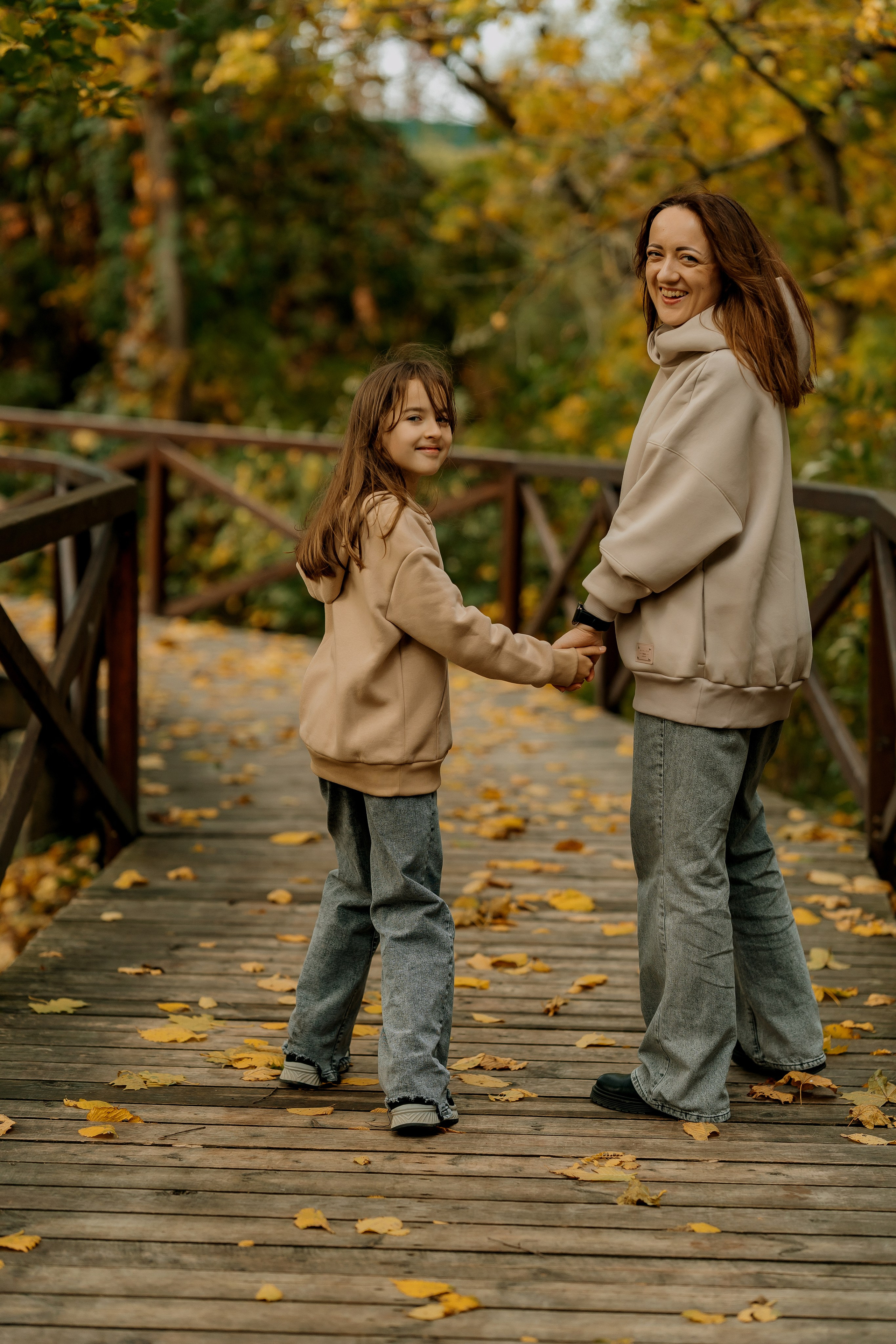 Виктория и Полина. Свадебный и индивидуальный фотограф в Суворове Клюева Мария