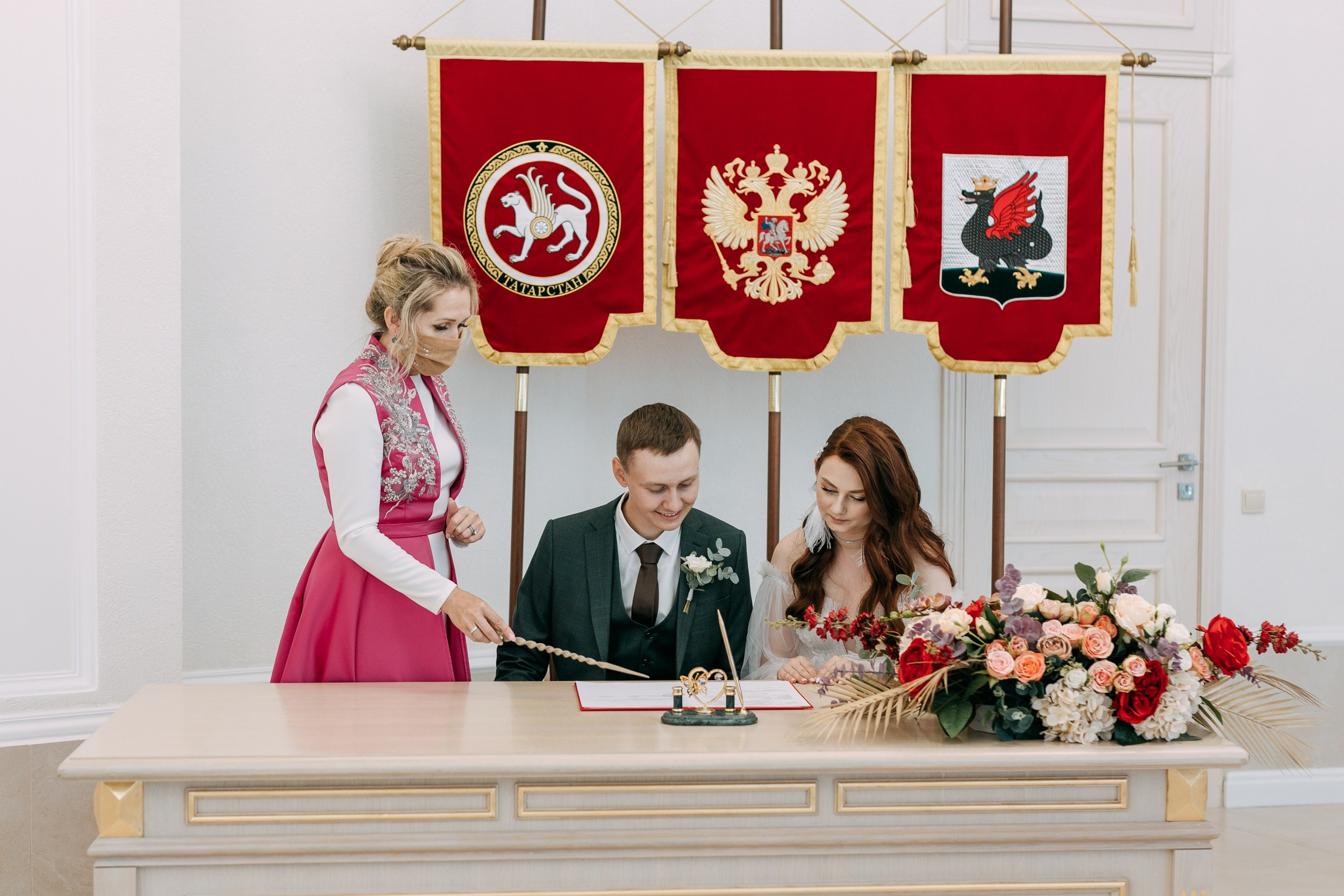 Алиса и Айнур. Фотопродакшн продающего контента