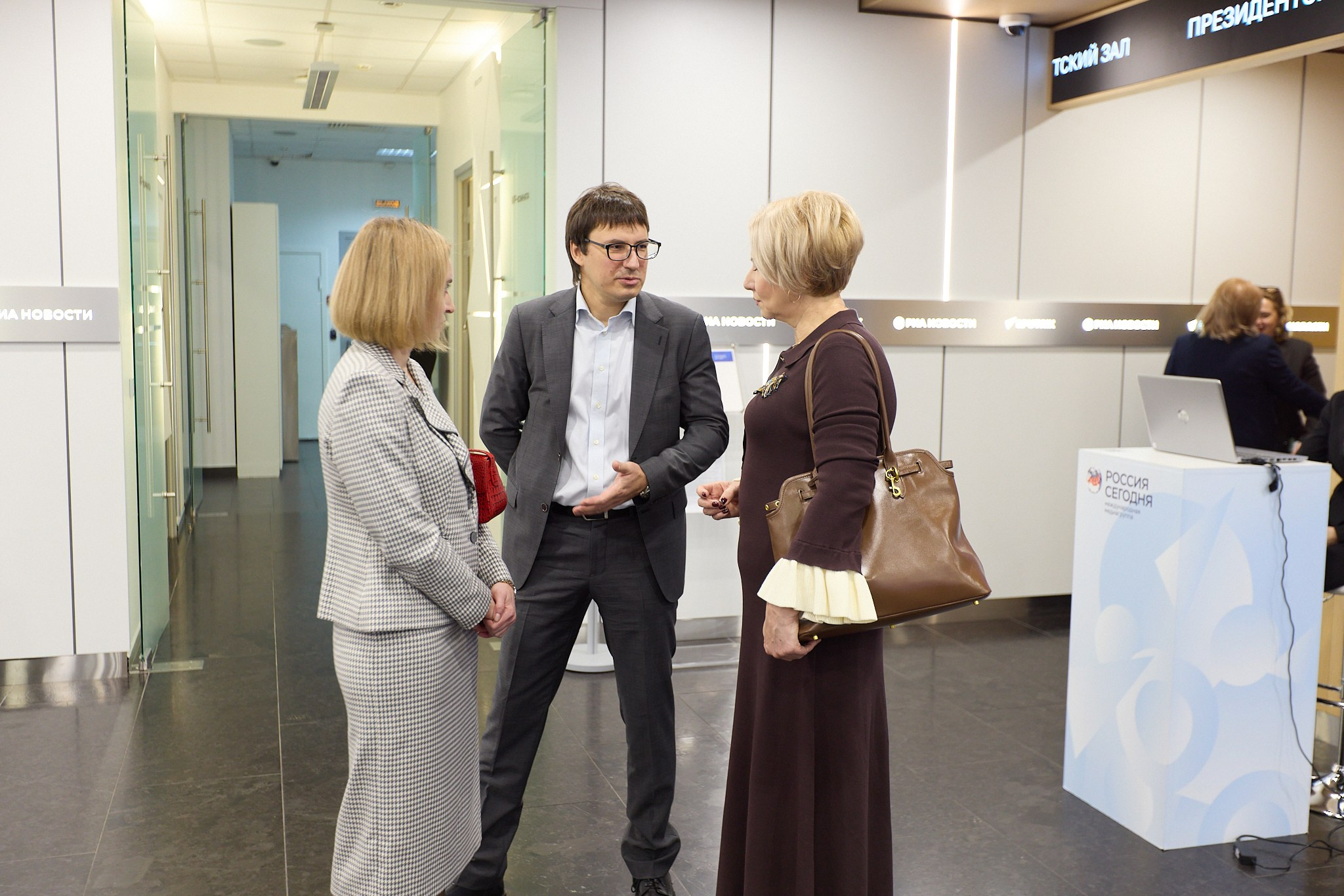 Допматериалы к «Итоги отраслевого конкурса GXP-Профи 2025». Режиссёр, клипмейкер, фотограф — Андрей Охота