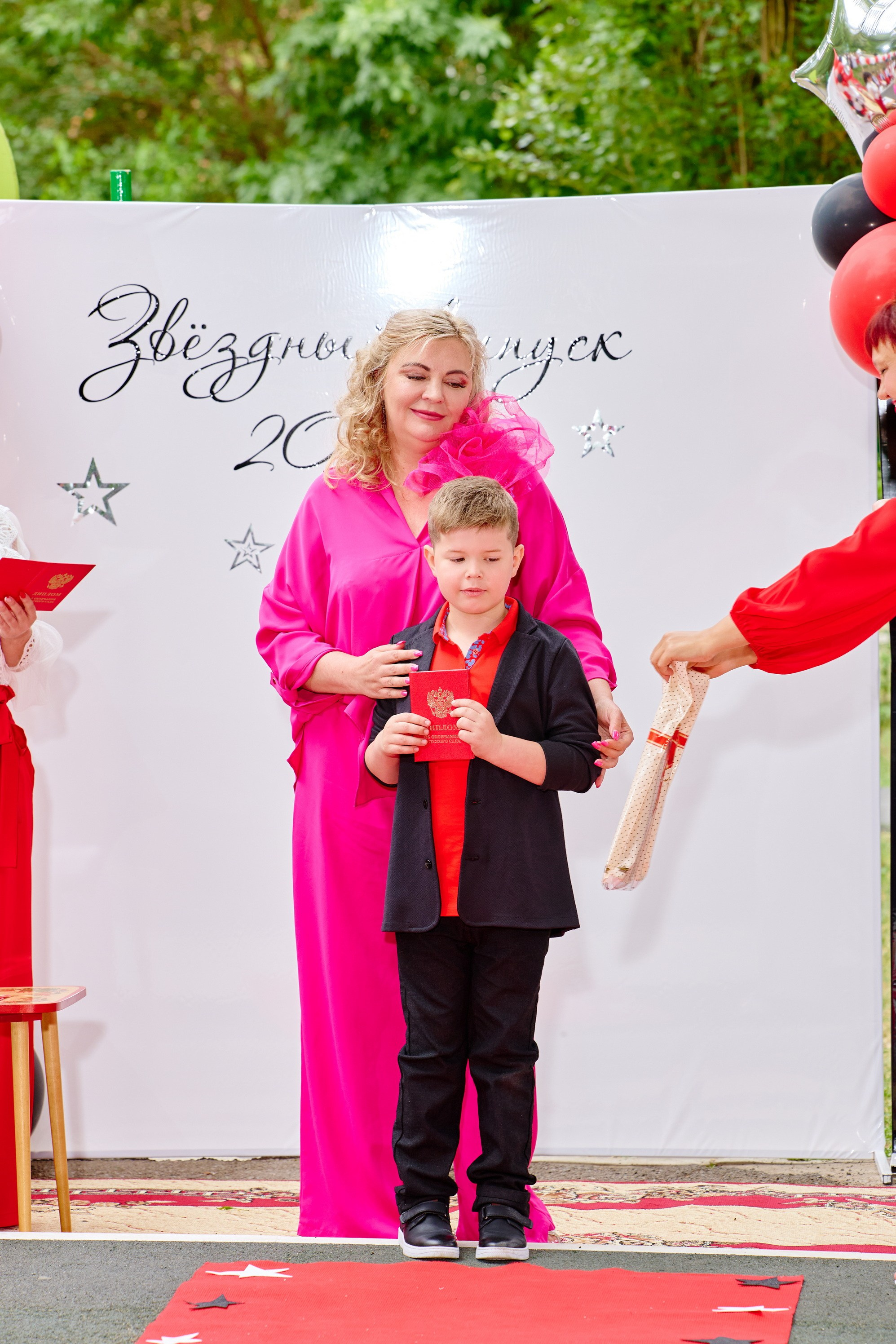 Выпускной 45 сад. Фотограф Выпускные альбомы Таганрог Сергей Коробченко