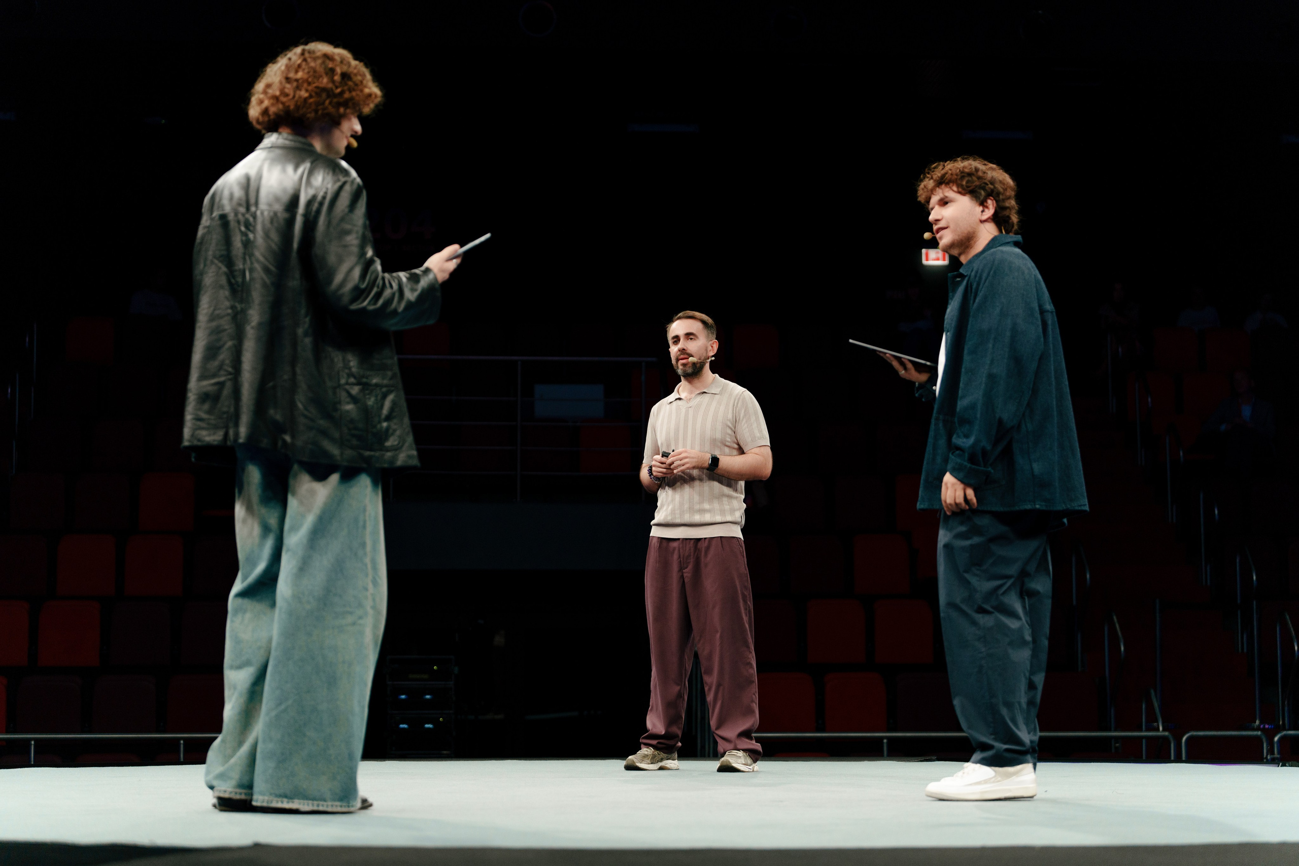 ПОСТ РОСТ ЯНДЕКС. Репортажный фотограф Москва Сергей Дружинин