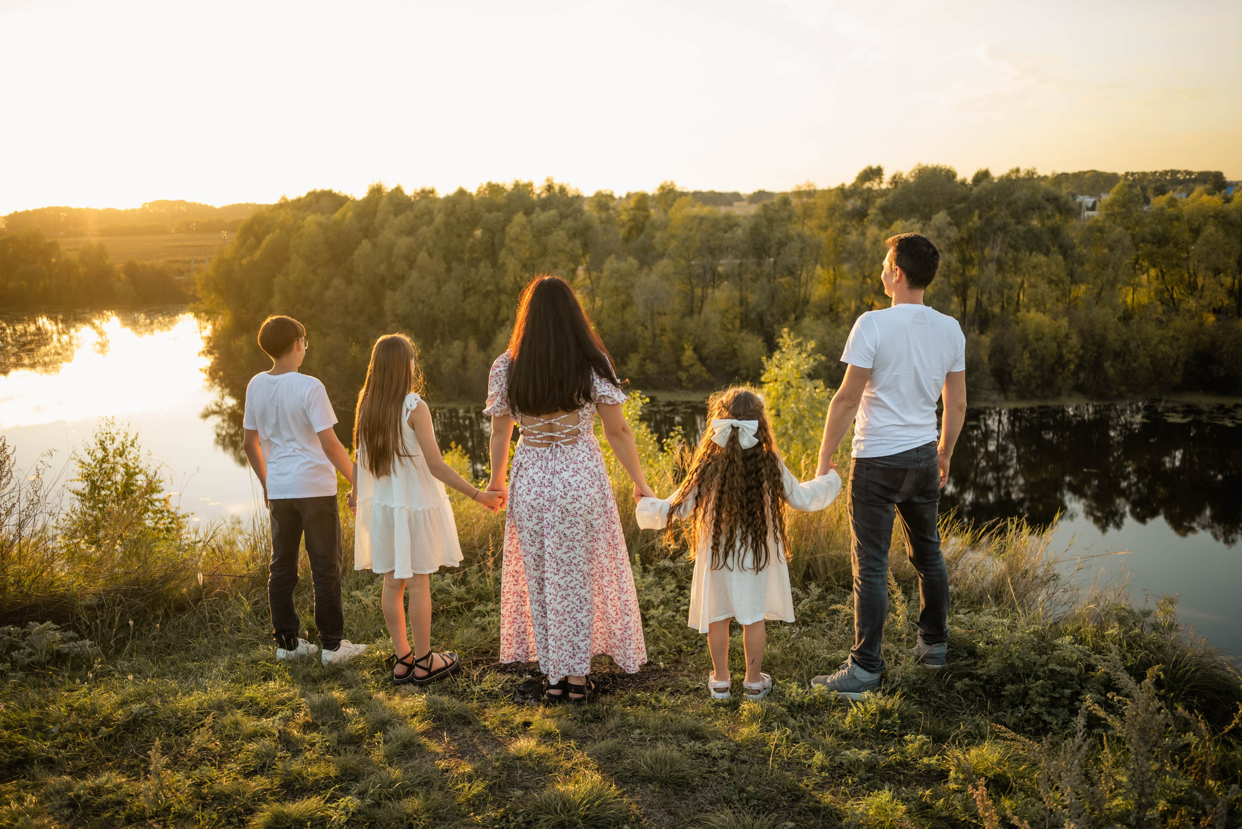 Закат в августе в шубке лисы. Свадебный и семейный фотограф в Новосибирске, Санкт-Петербурге, Москве
