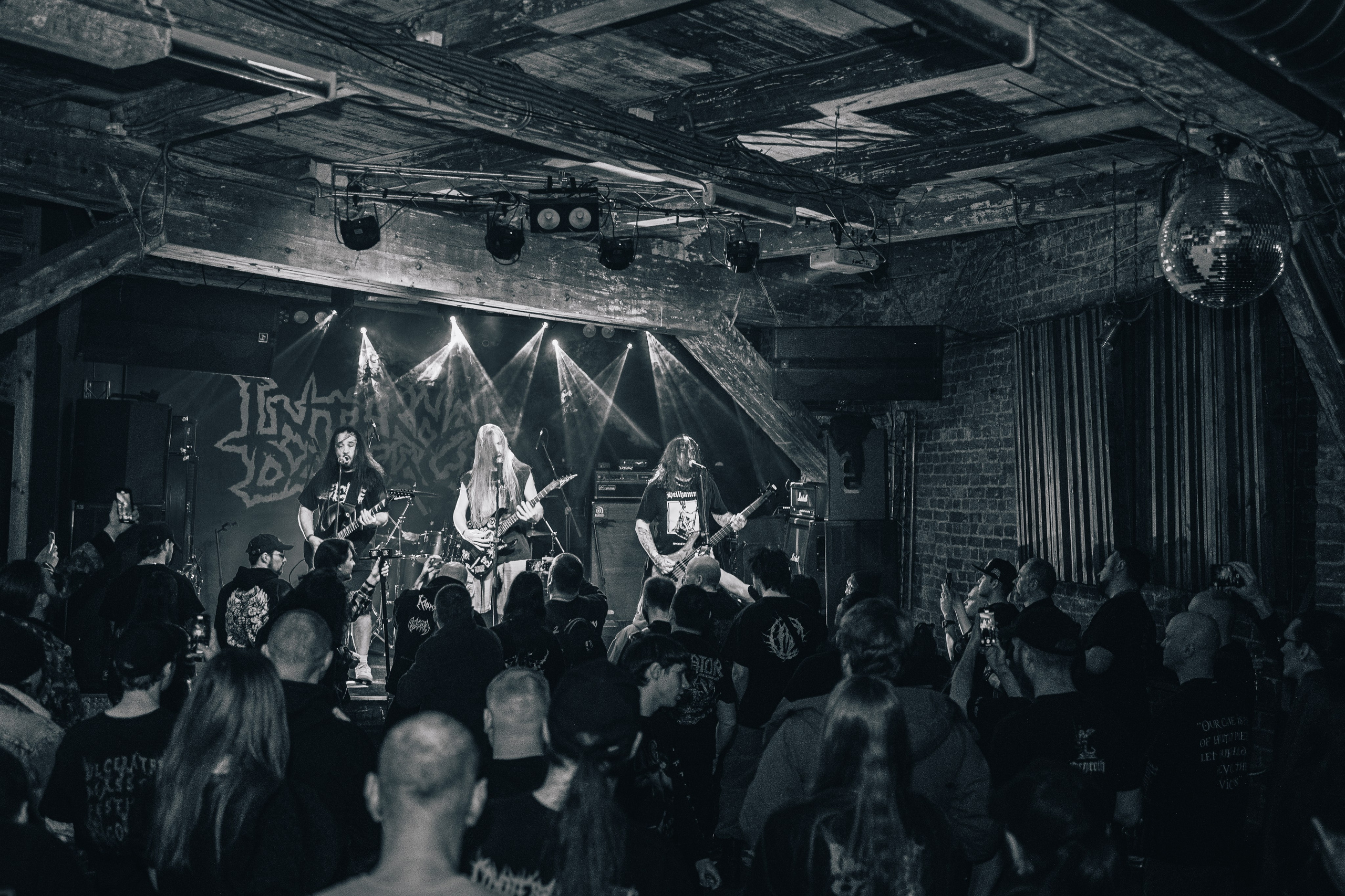 INTERNAL DAMAGE. Фотограф в Санкт-Петербурге Чумаков Семен