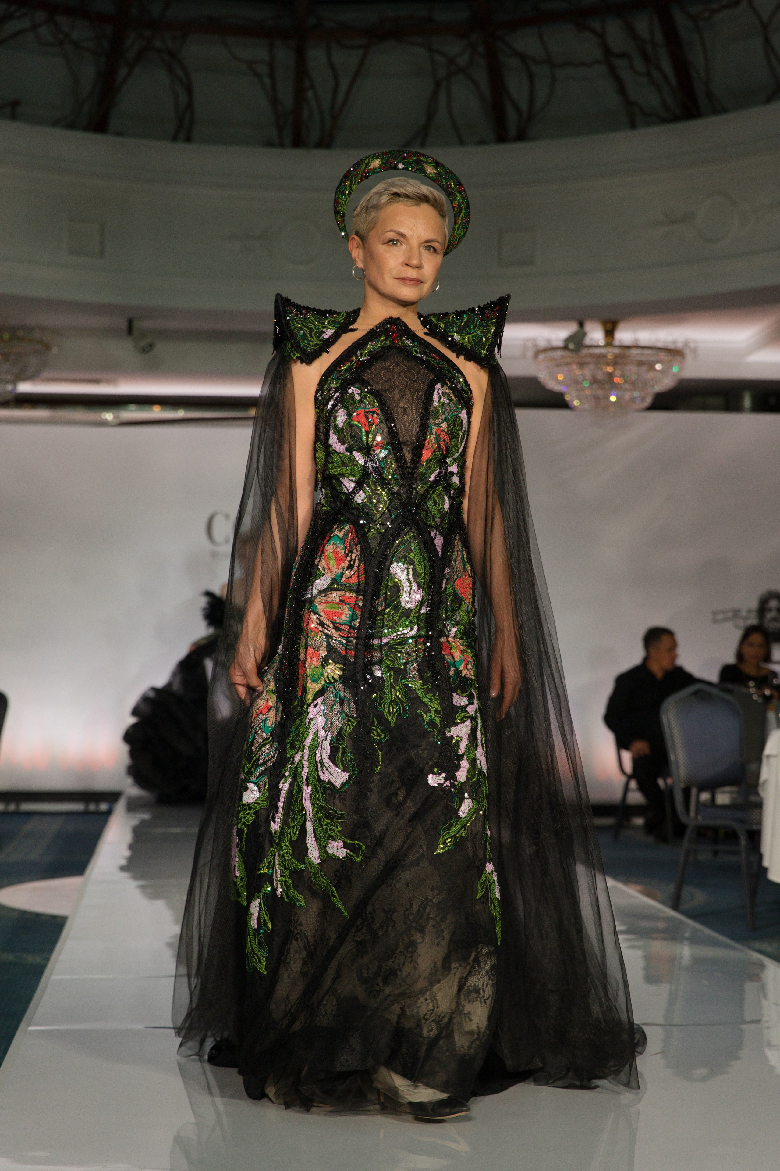 Репортаж показа «Кутюр по-русски». Фотограф в Санкт-Петербурге Вагнер Юлия