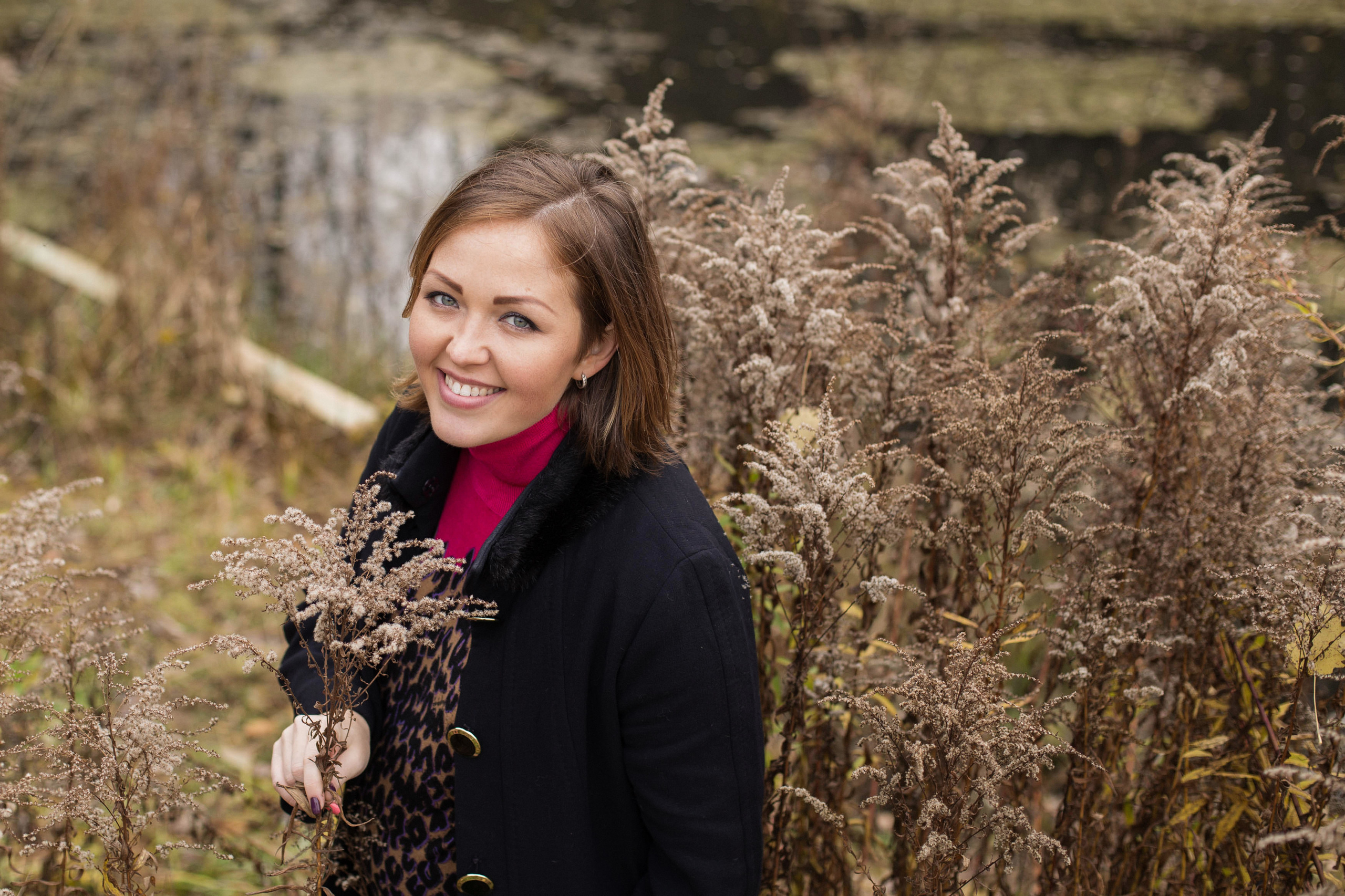 Адель, мама и папа — осенняя фотопрогулка в лесопарке. Fotograf u Crnoj Gori-porodično fotografisanje sa djecom, lovestory, nekretnine