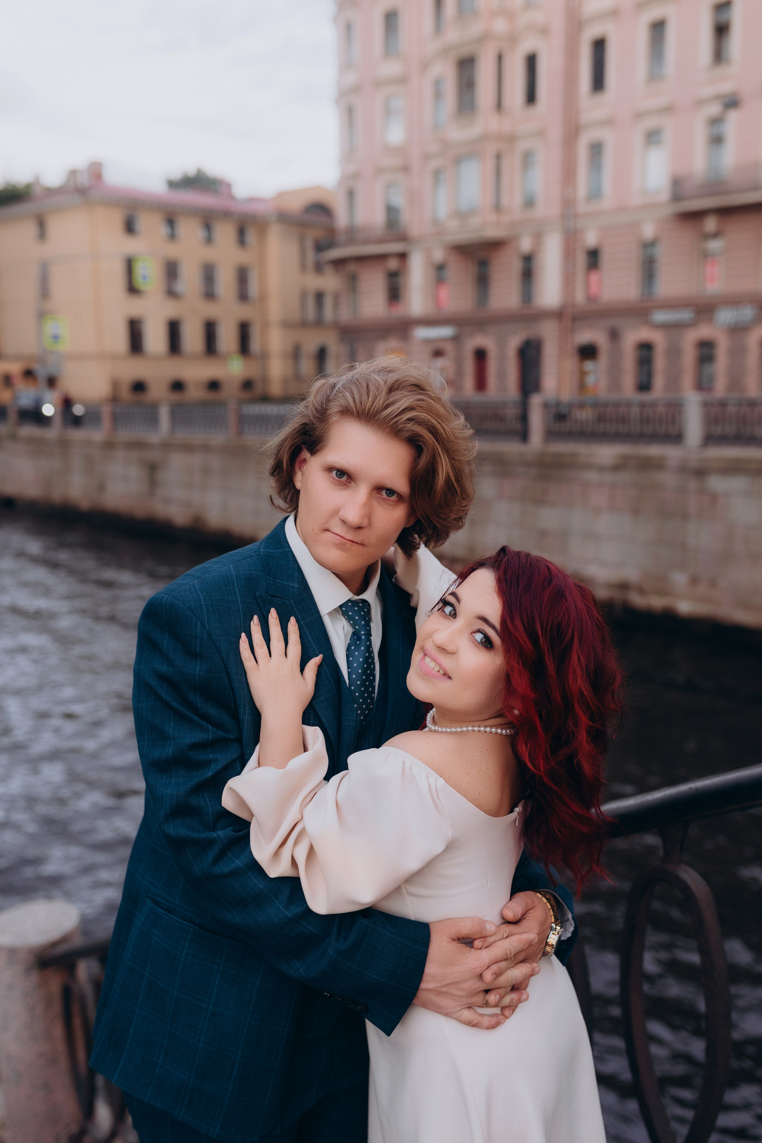 Фотосессия лавстори в сердце Петроградки пары будто из Сказки). Фотограф в Санкт-Петербурге Разиля Идиятуллина
