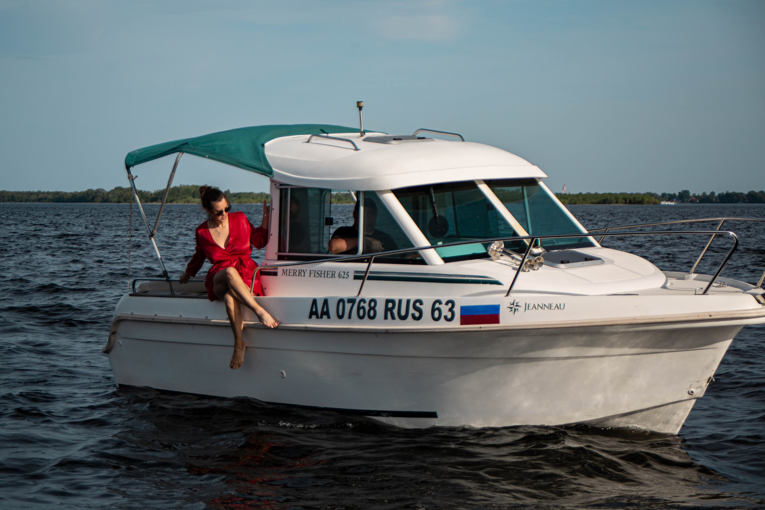 Контент для «Аренда прогулочных катеров». Фотограф в Самаре Оксана Крупнова