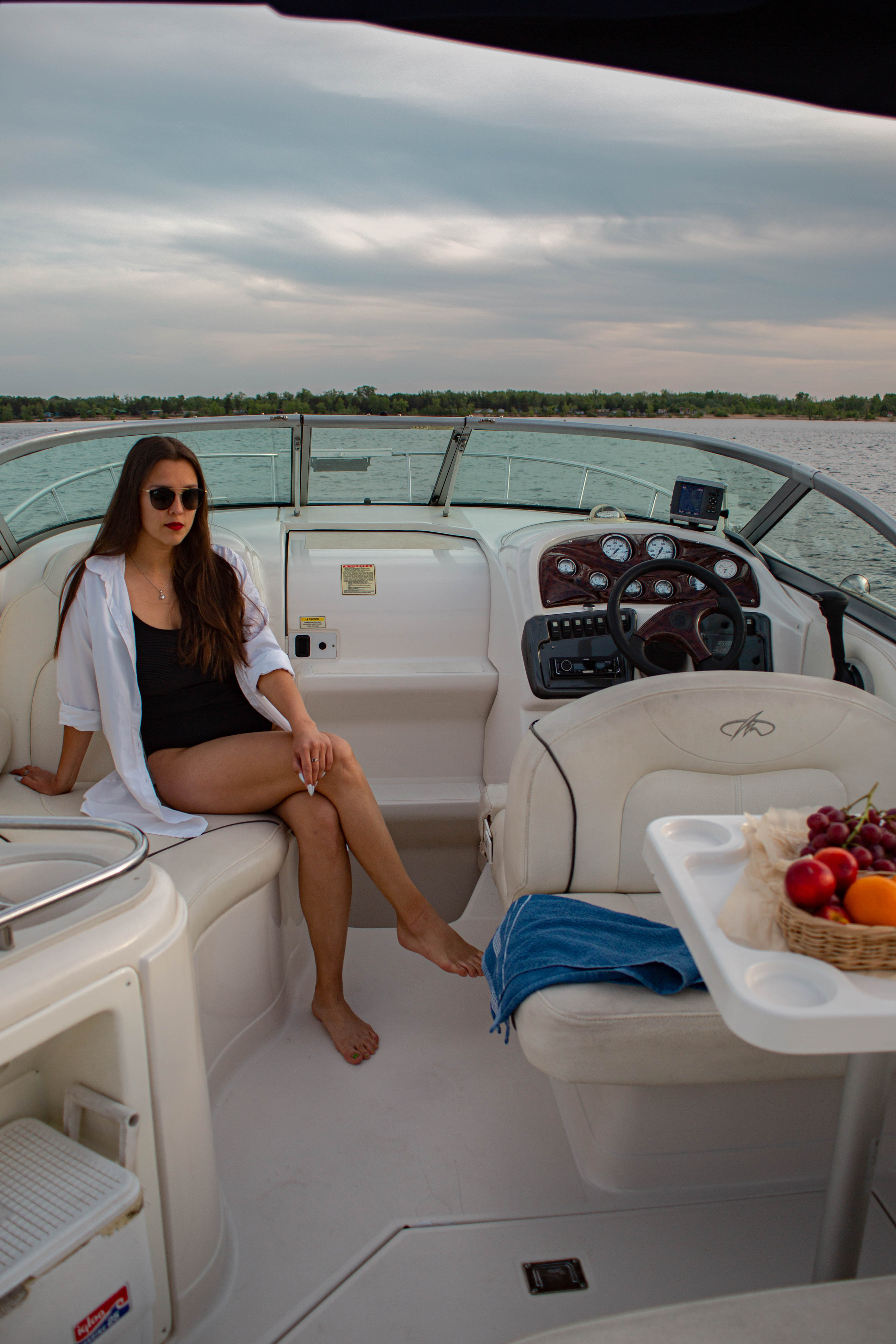 Контент для «Аренда прогулочных катеров». Фотограф в Самаре Оксана Крупнова