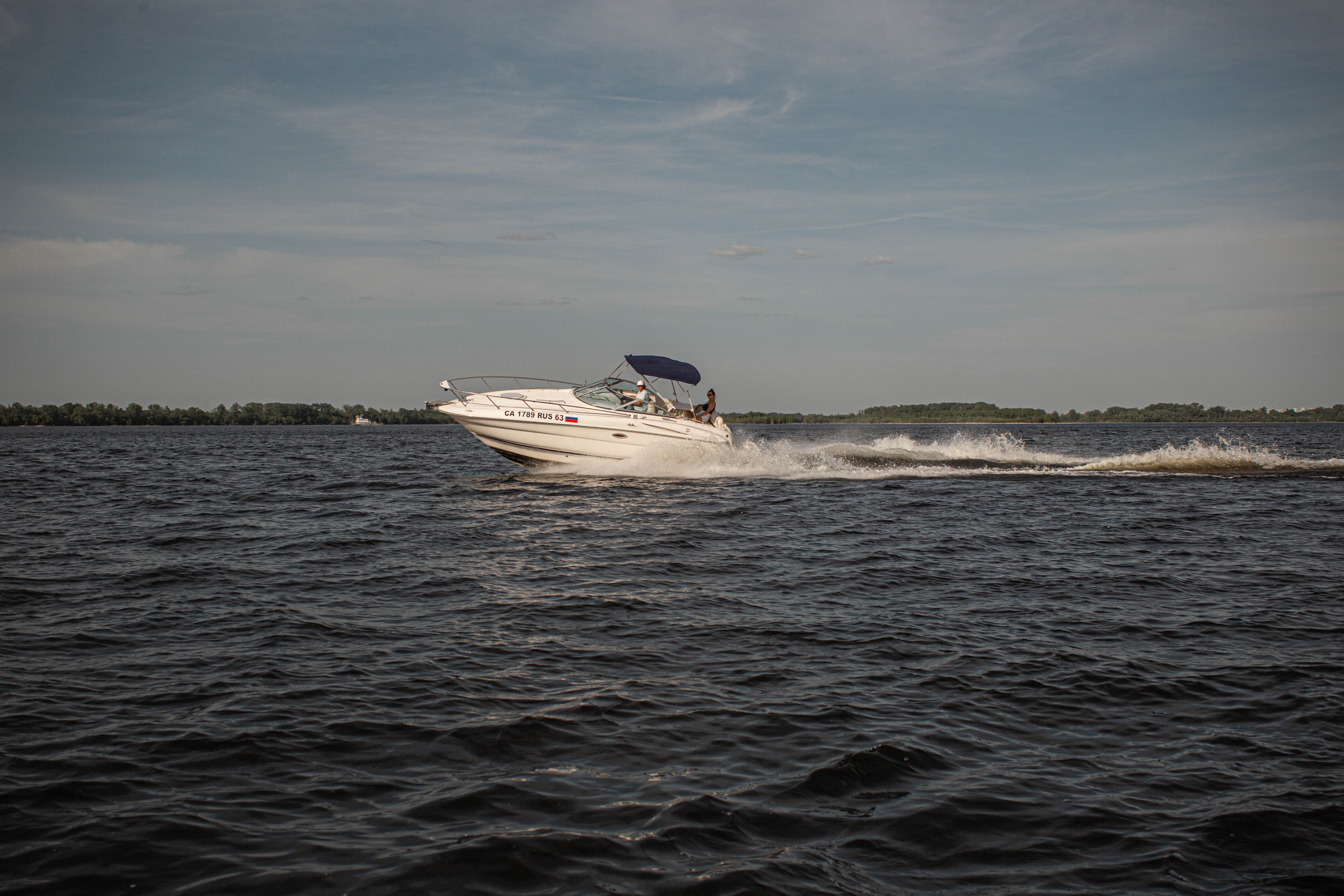 Контент для «Аренда прогулочных катеров». Фотограф в Самаре Оксана Крупнова