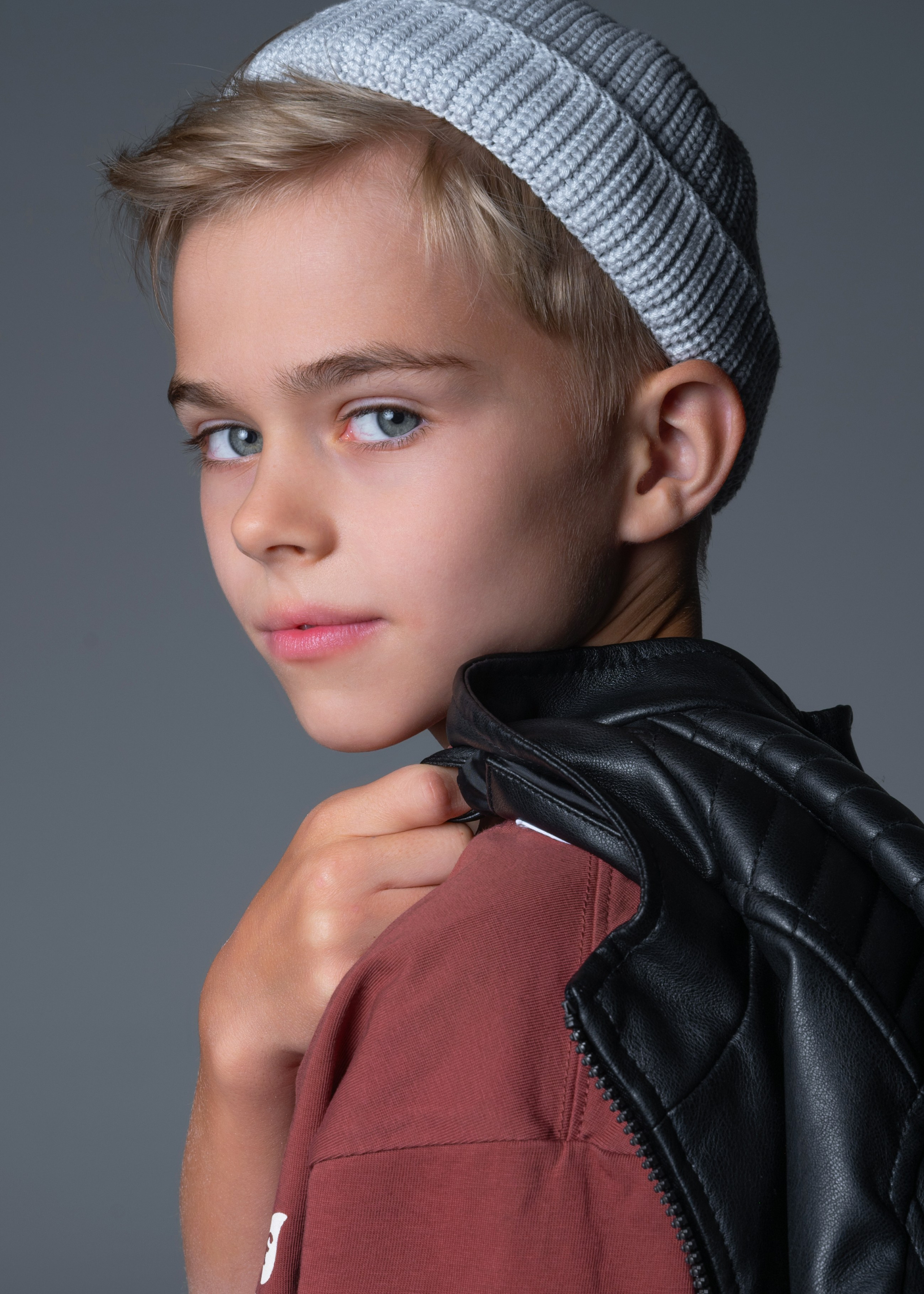 Иван. Фотограф Москва Виктория Вишневская актерское / модельное портфолио