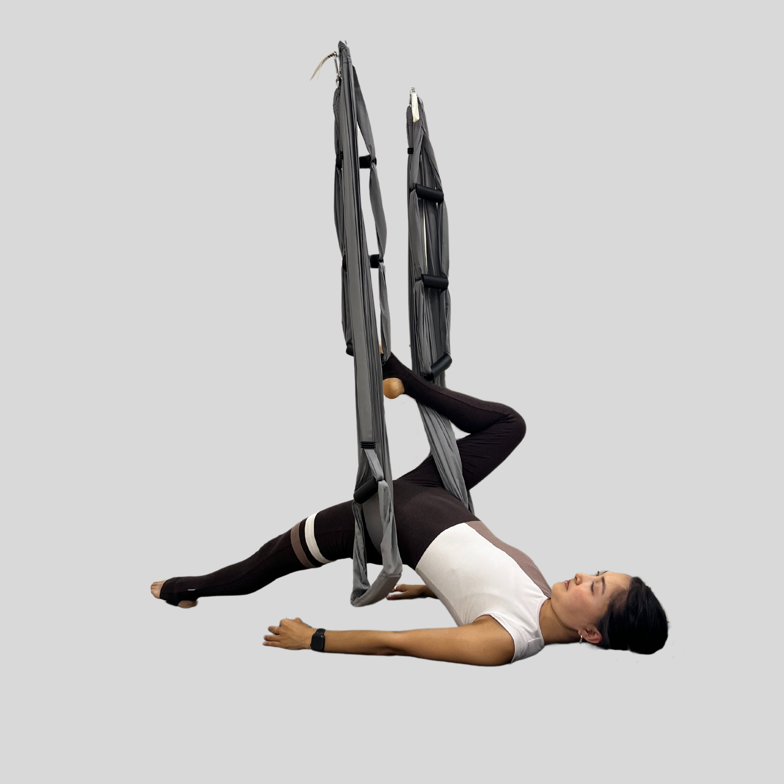 Н Вис под крестец (1). Преподаю и провожу обучение по флай йоге