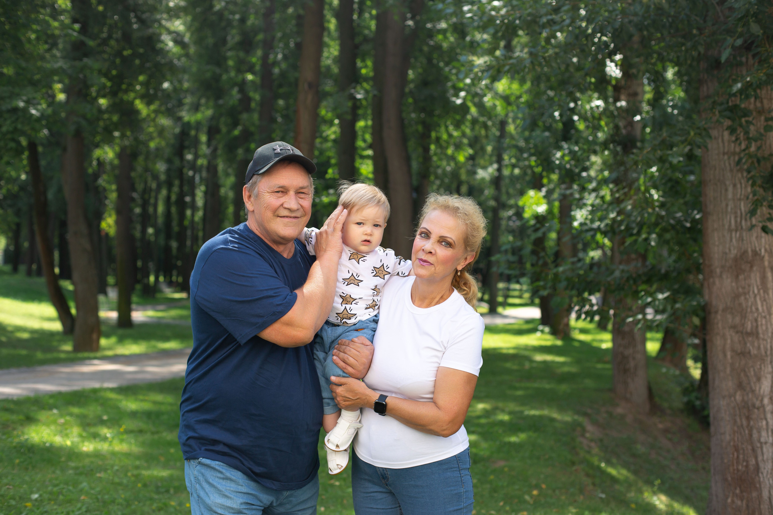 Семейная фотосессия Святослава в парке. Семейный и детский фотограф Анна Петракова