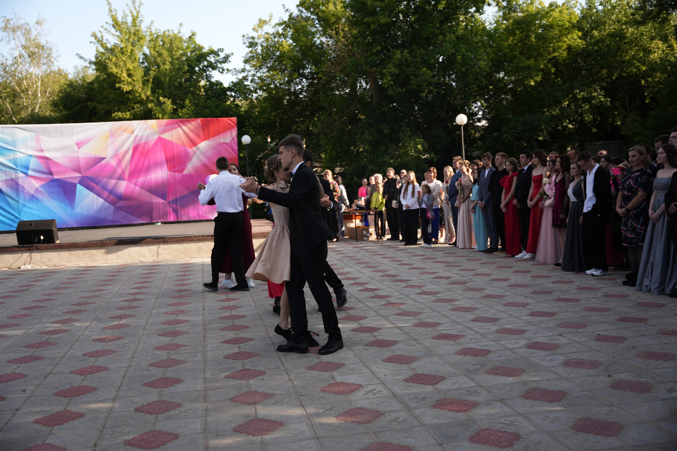 Выпускной в парке. Ольга Плаксина фотограф в Саратове