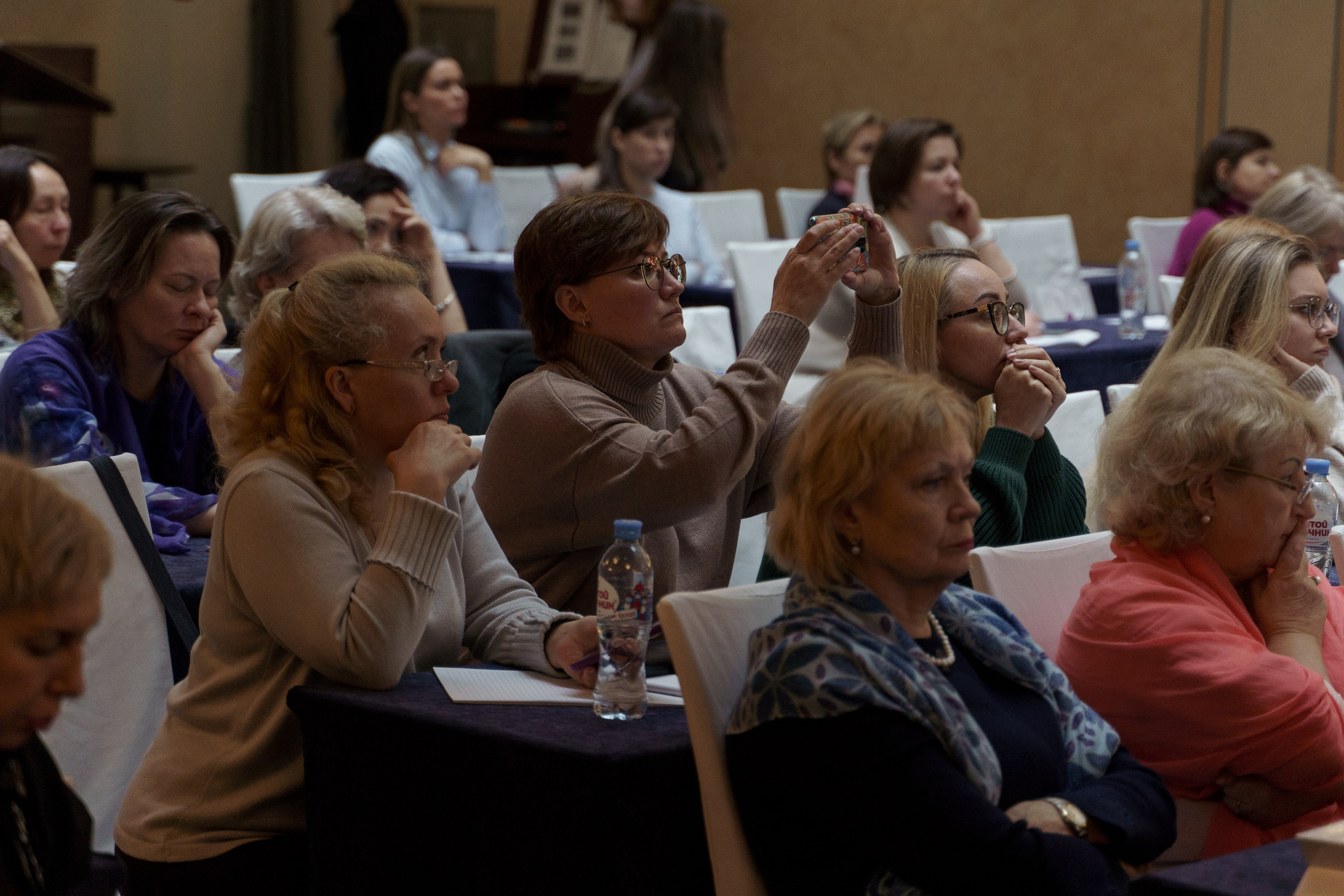 Конференция Cooper Vision в Отеле Амбасадор 28 октября 2023. Свадебный и семейный фотограф в Санкт-Петербурге Дмитрий Панин