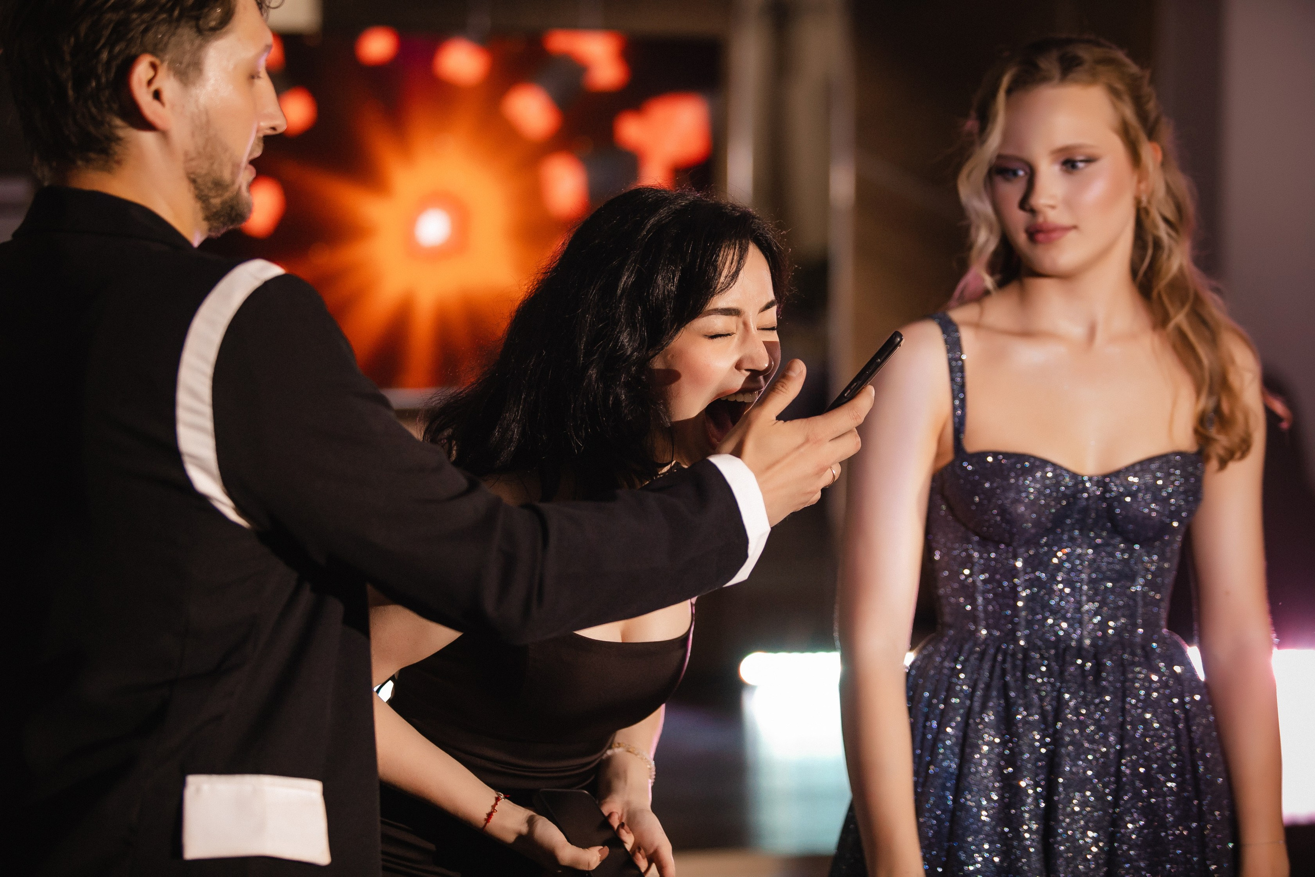 Выпускной Гимназия 1. Роман Урумбаев фотограф Нижневартовск