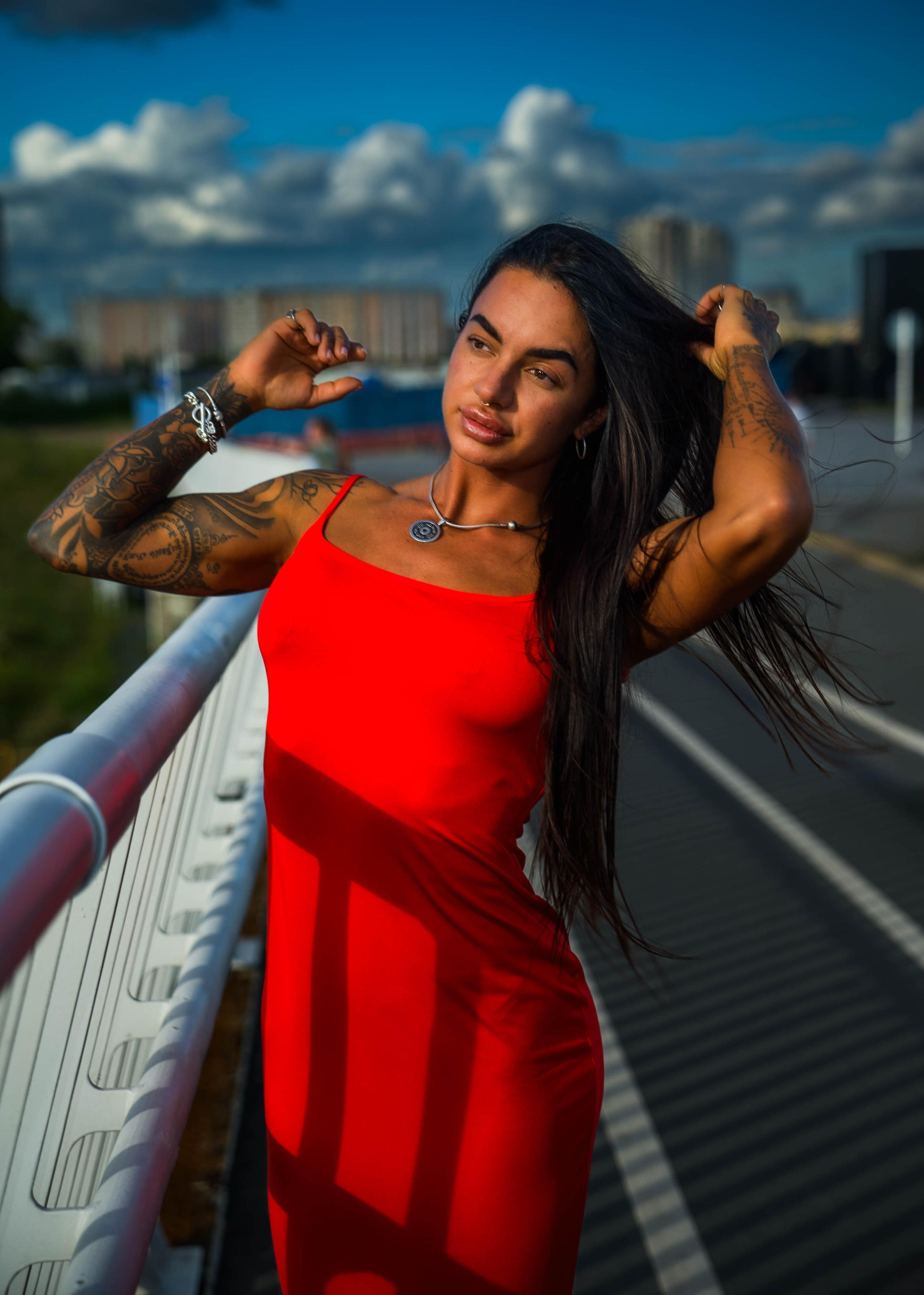 Стильная фотосессия на улице для спортсменки Карины Минаковой