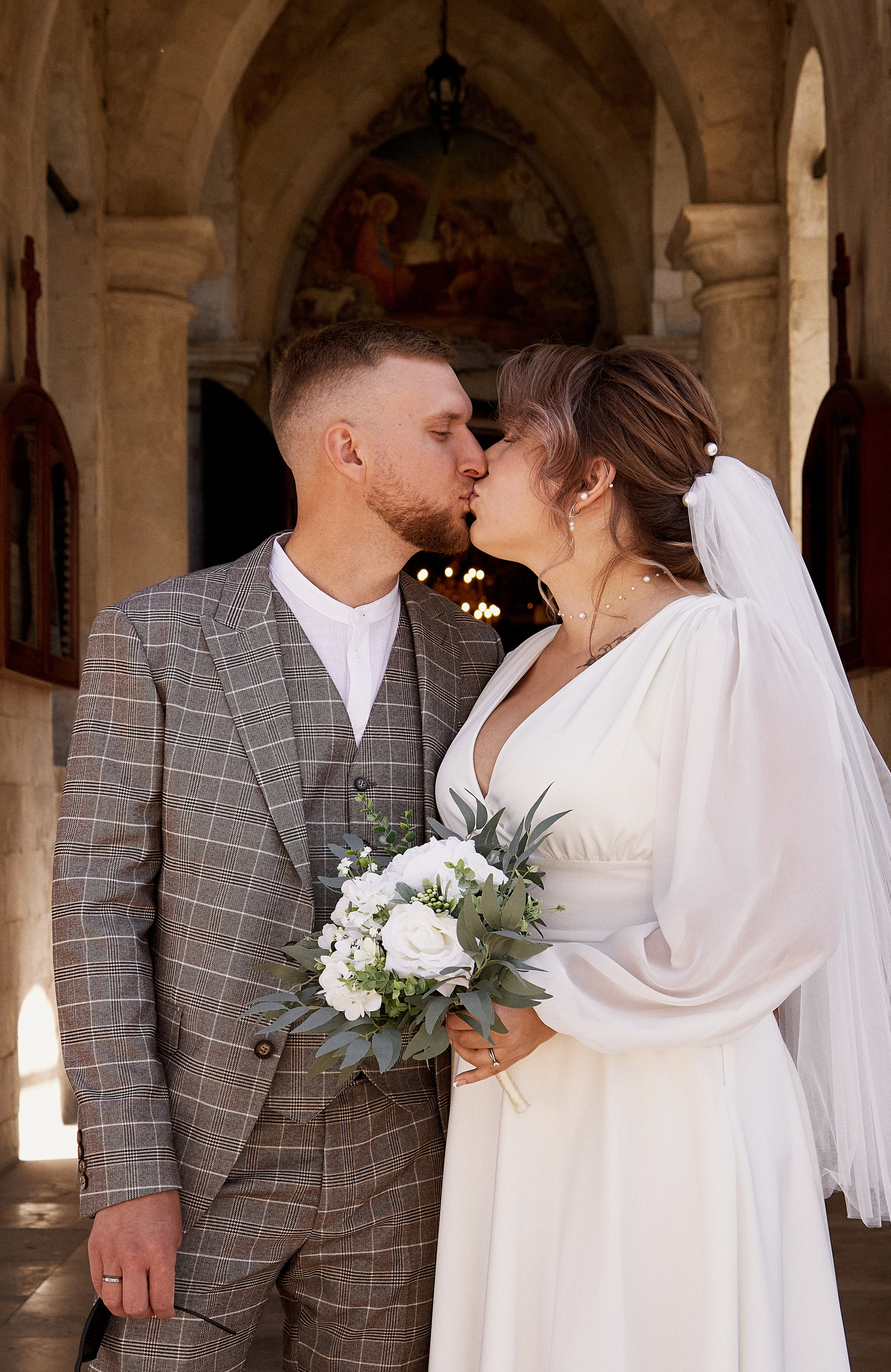Алевтина и Дмитрий. Владимирский храм. Фотограф лавстори Москва/МО Приятелева Ангелина