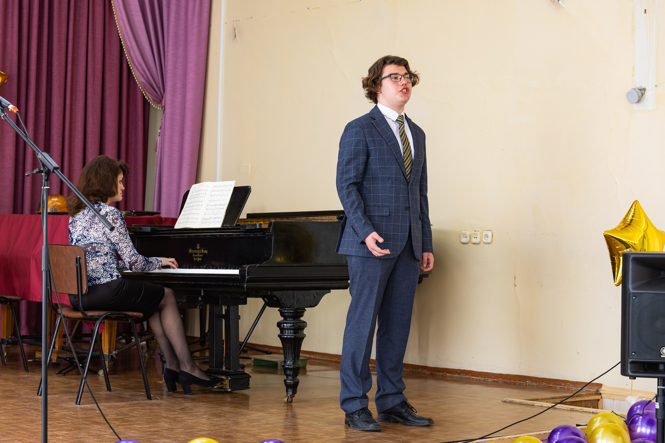 Выпускной музыкальная школа № 8. Фотограф Александр Поздняков  Новосибирск