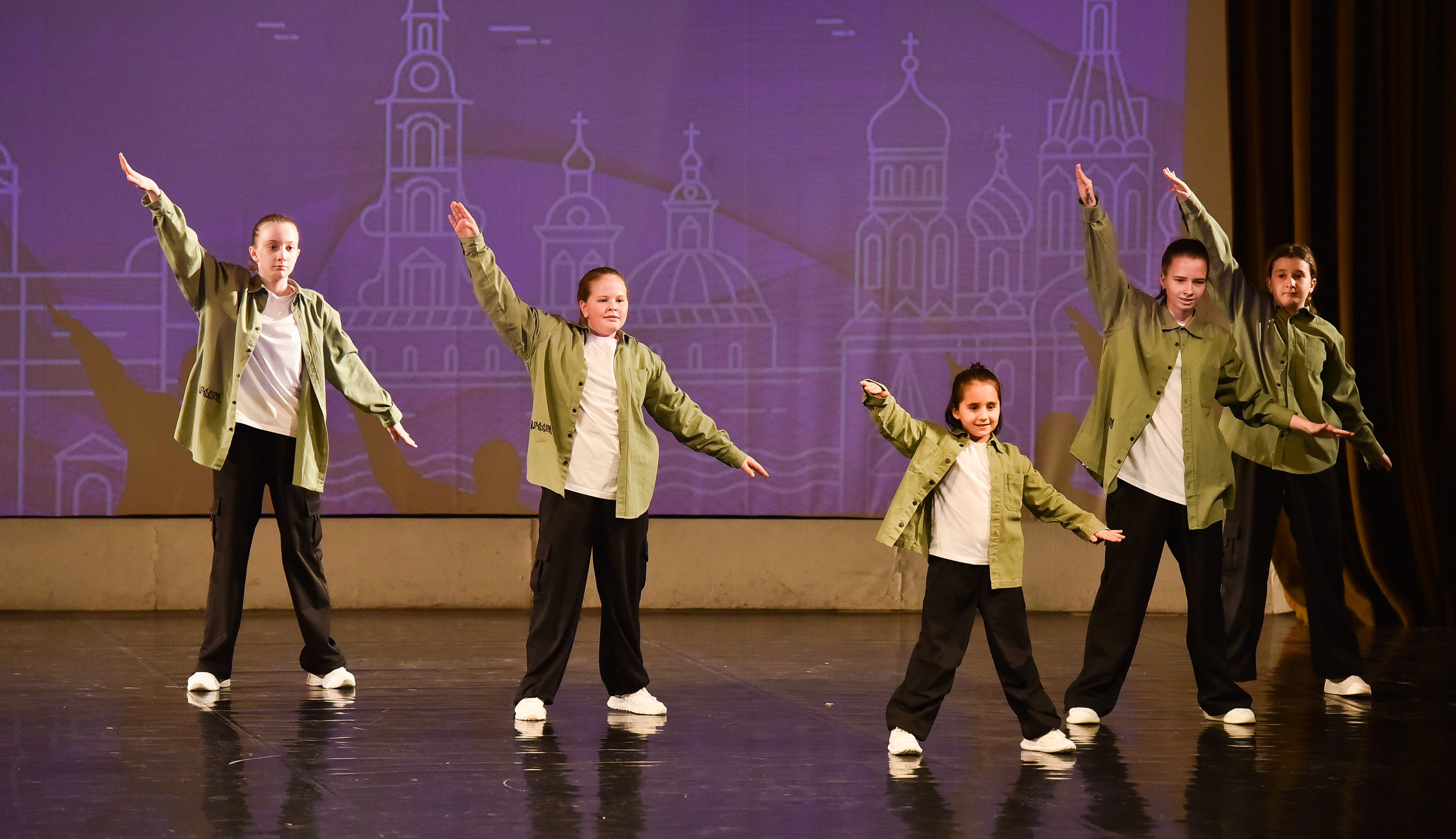 01.12.2024 Фестиваль хореографического искусства «АРТ-КОМПАС. СЕВЕРО-ЗАПАД» г. Спб. Медиастудия Фото Концепт