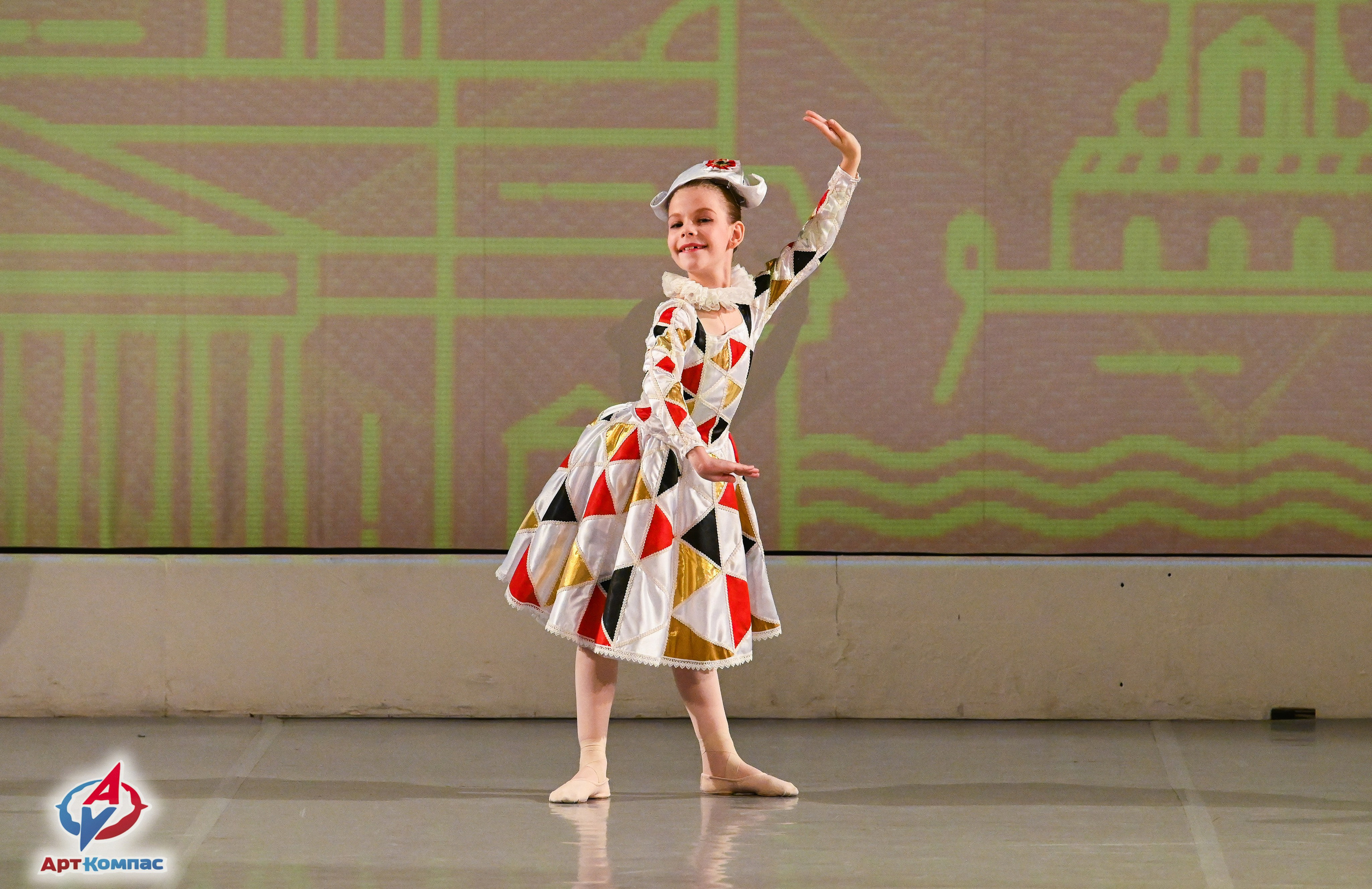 05.10.2025 Всероссийский фестиваль талантов «НЕВСКИЕ ВСТРЕЧИ» г. Санкт-Петербург. Медиастудия Фото Концепт