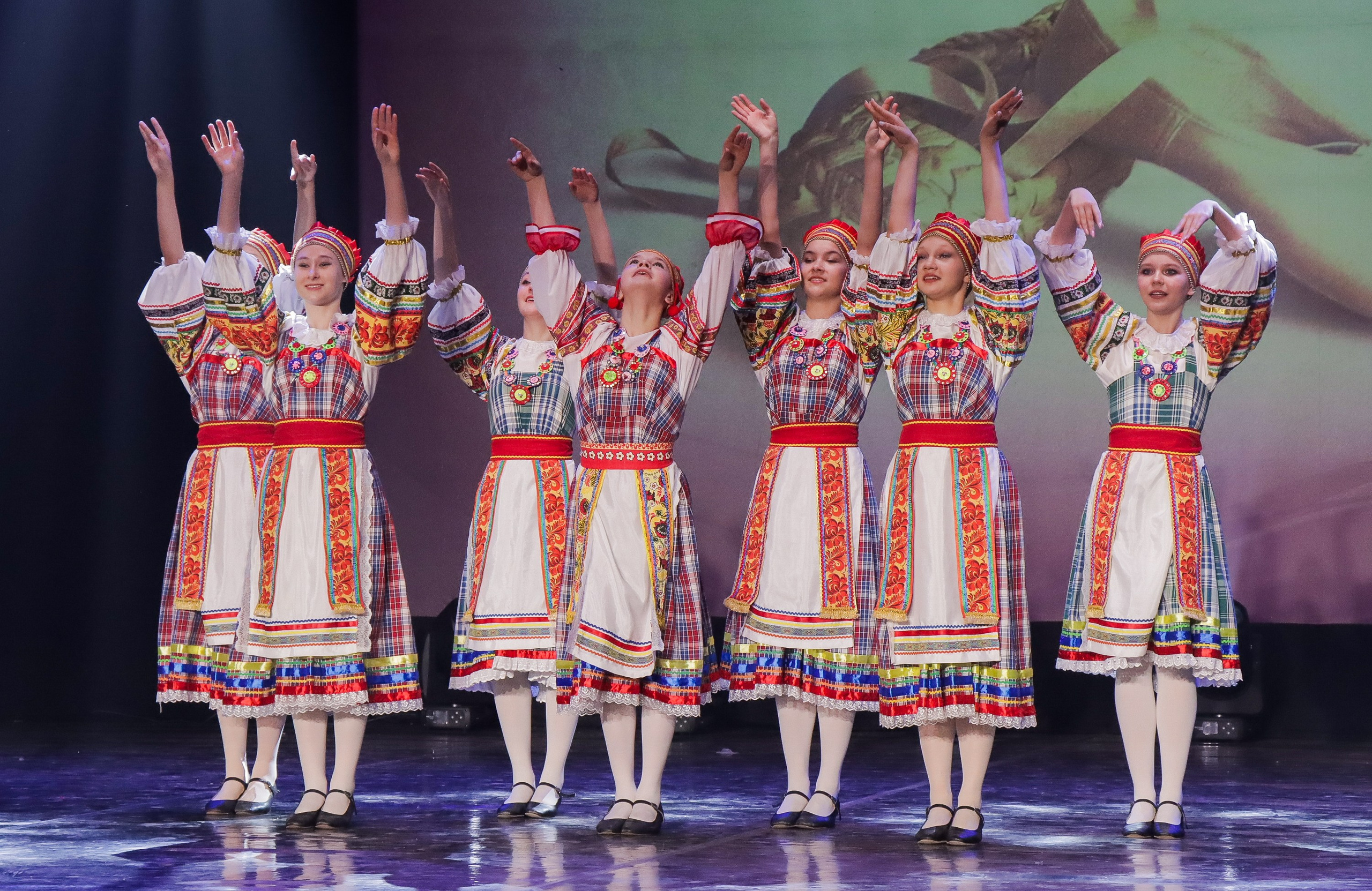 01.06.2024 Фестиваль-конкурс «Мир под названием — Искусство танца» г. Кострома. Медиастудия Фото Концепт