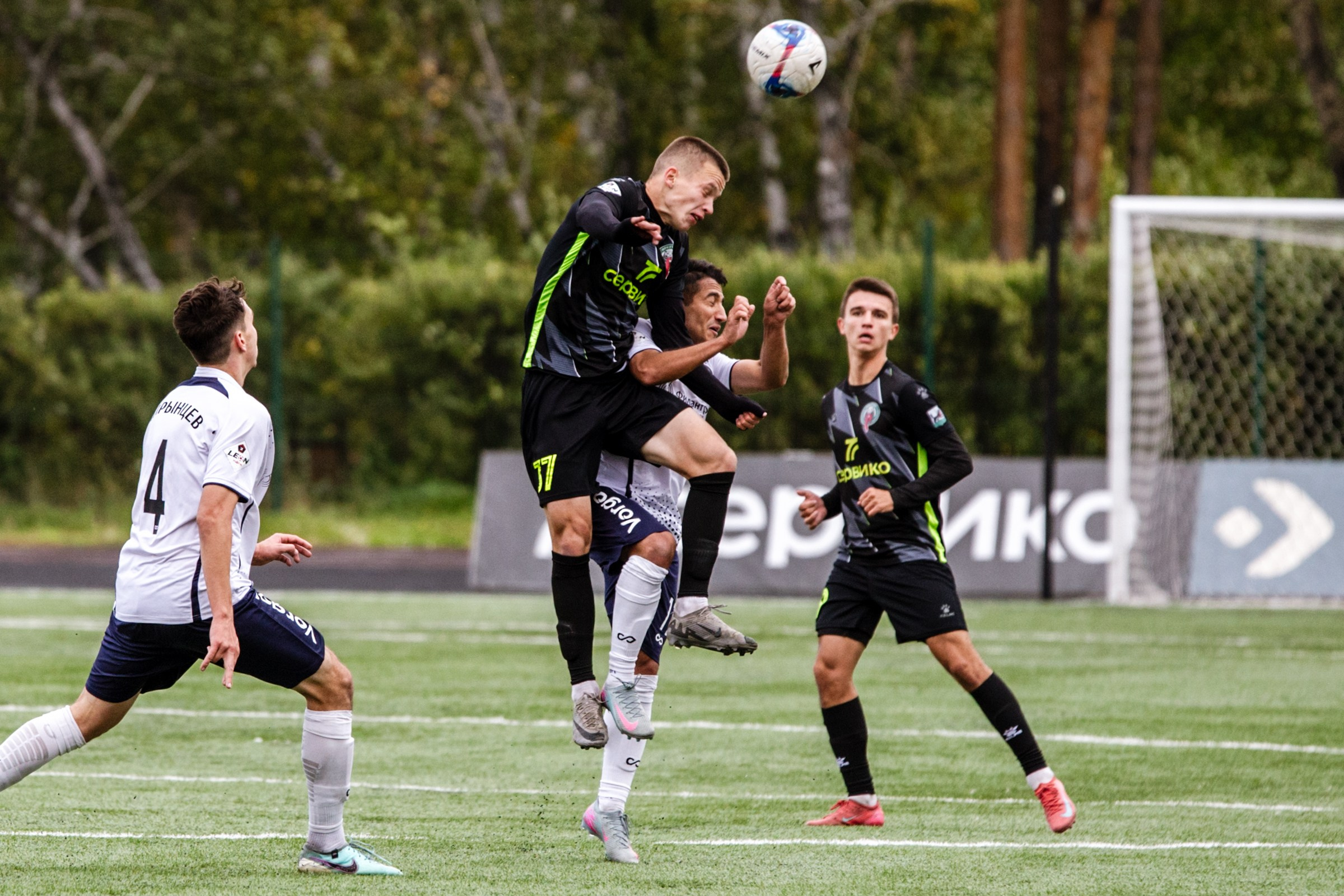 Первенство России по футболу LEON-Вторая лига Б | ФК Иркутск — Космос (Долгопрудный) | 14.09.25. Фотограф в Иркутске Евгения Айвазова