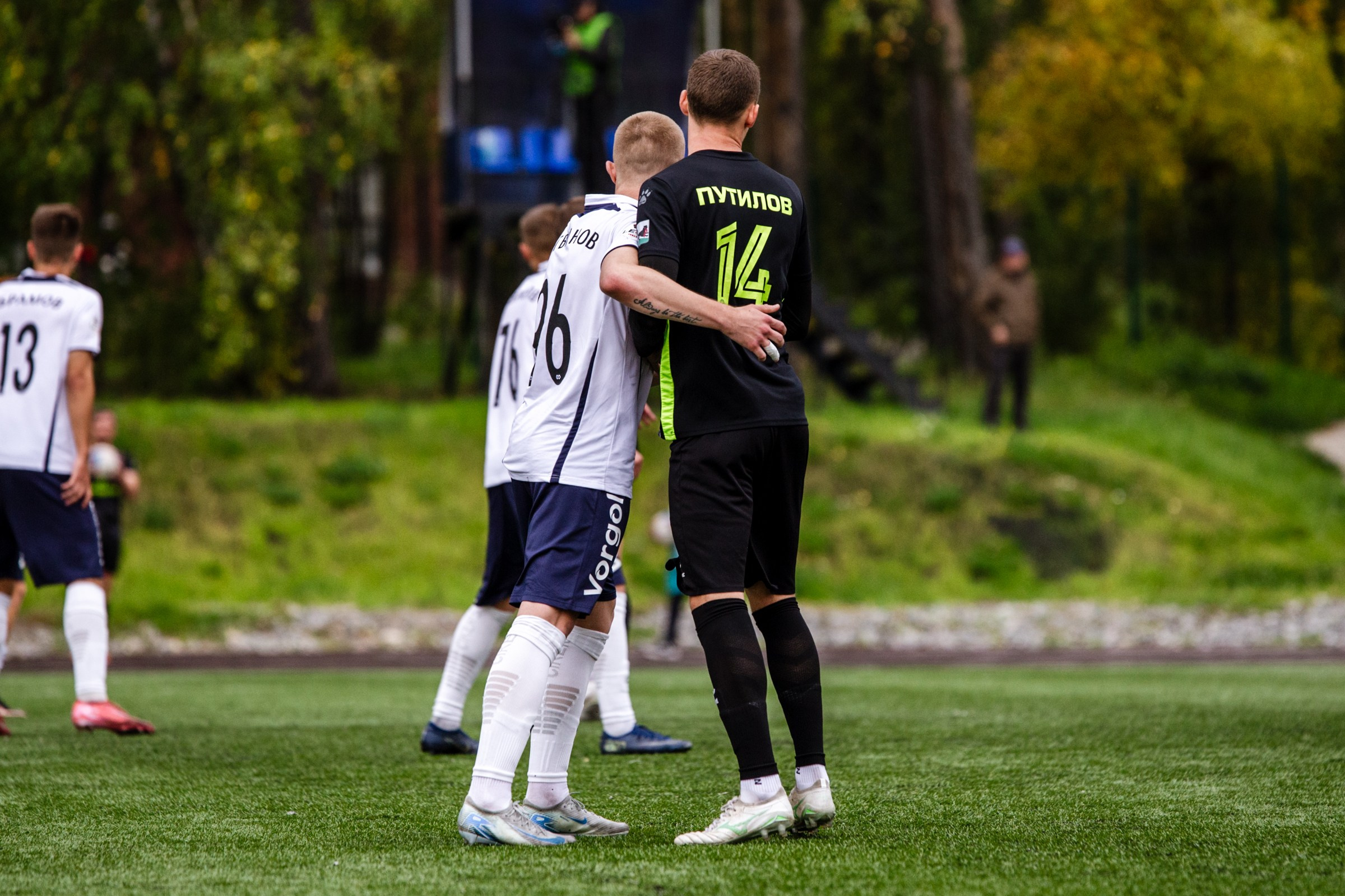 Первенство России по футболу LEON-Вторая лига Б | ФК Иркутск — Космос (Долгопрудный) | 14.09.25. Фотограф в Иркутске Евгения Айвазова