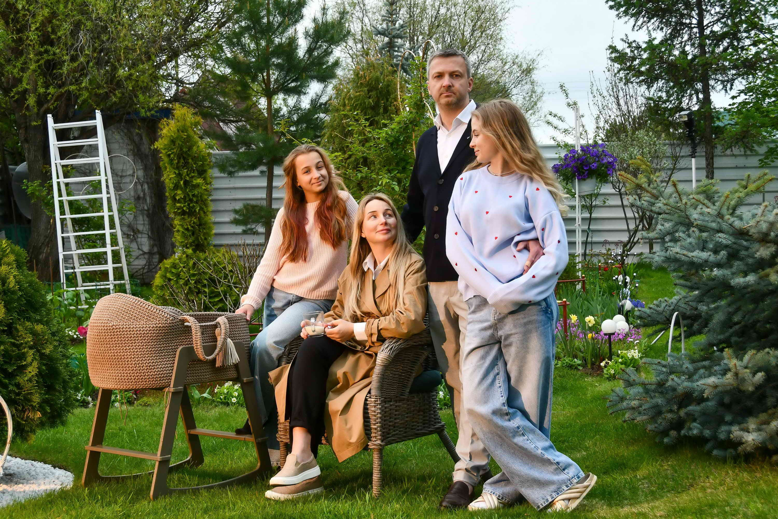 Выписка из роддома. Гуляния. Репортажный и детский фотограф в Новосибирске