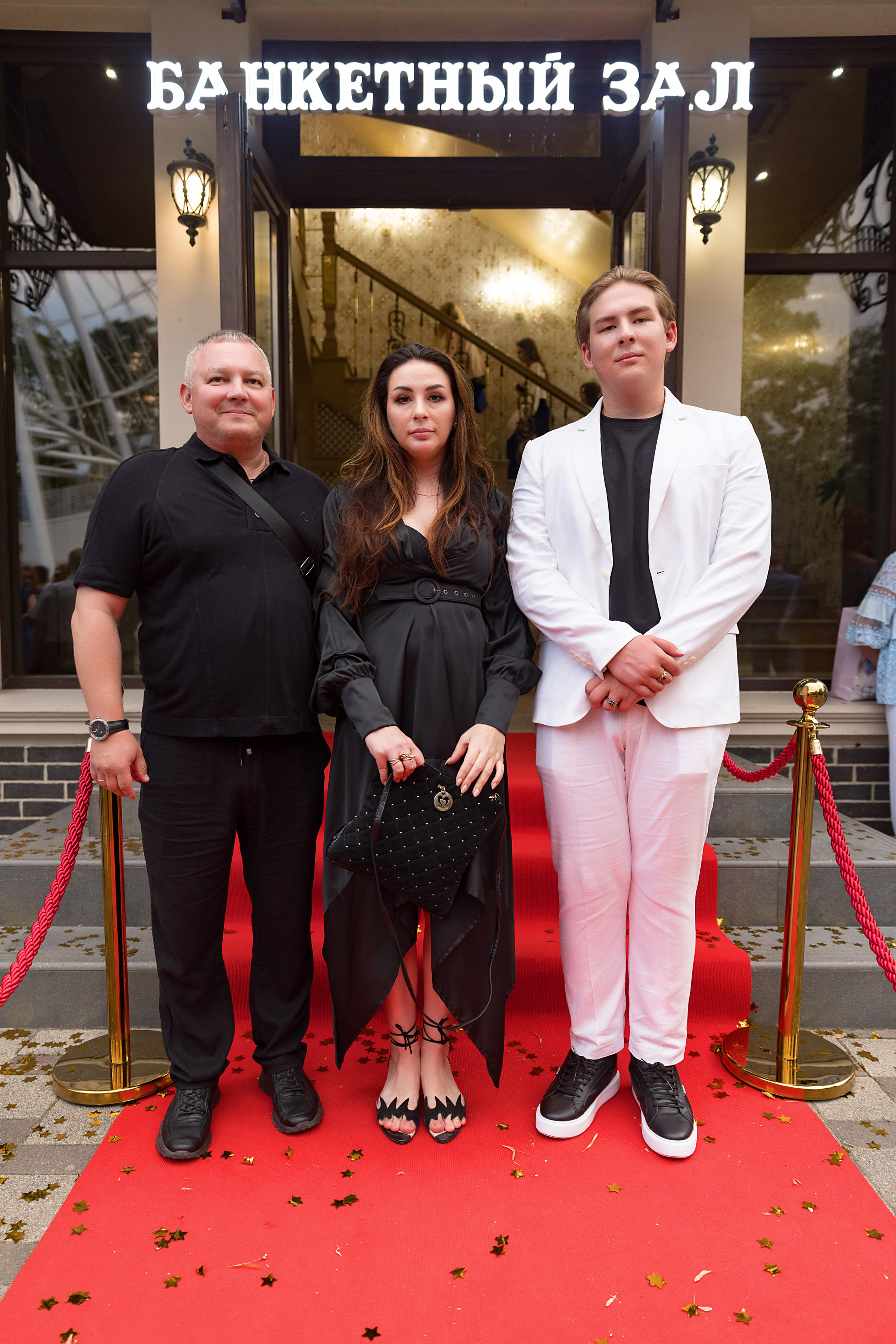 11 класс 48 лицей. Фотограф и Видеограф в Краснодаре Юлия Солодченко