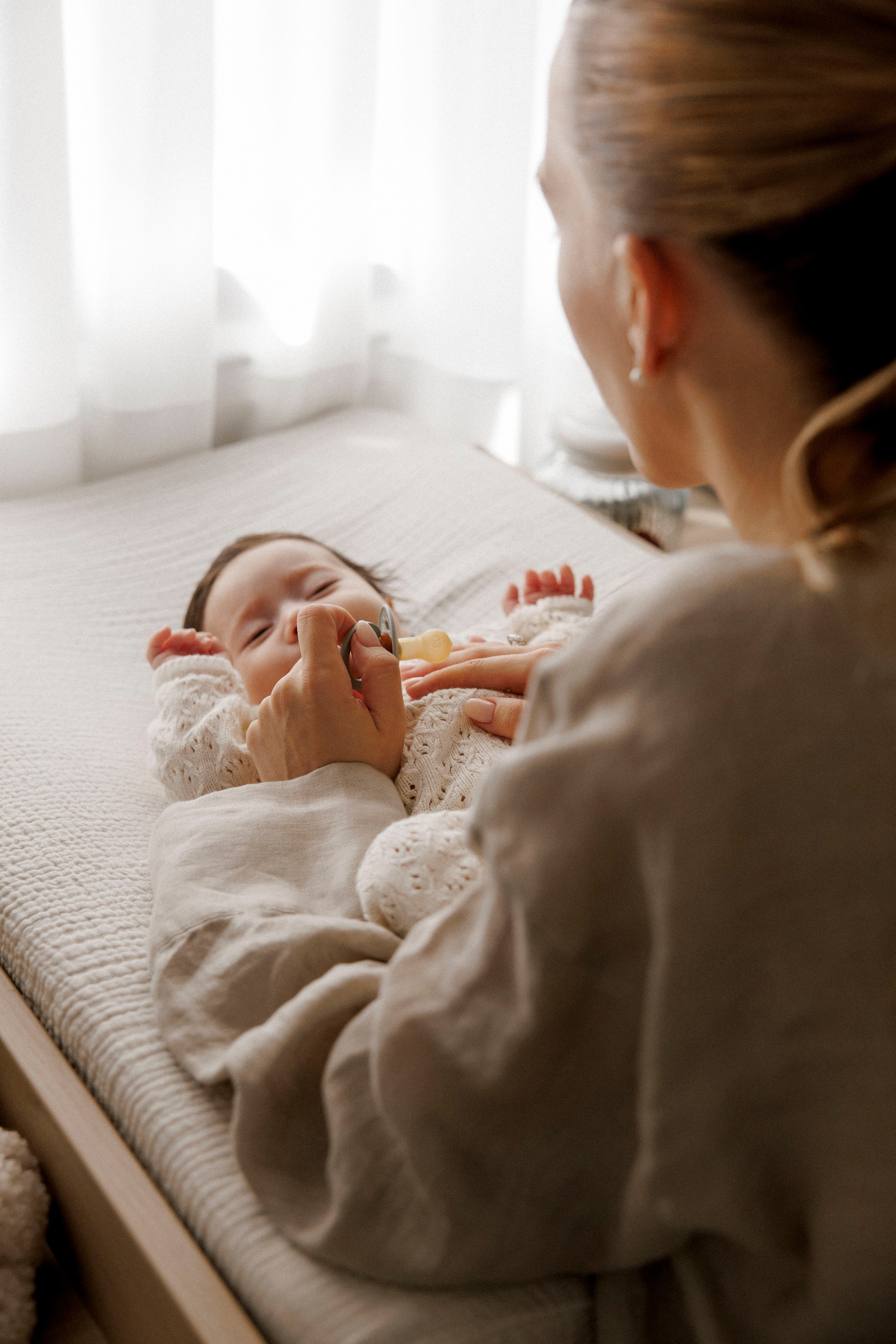 New born family photoshoot at home. Wedding and family photographer