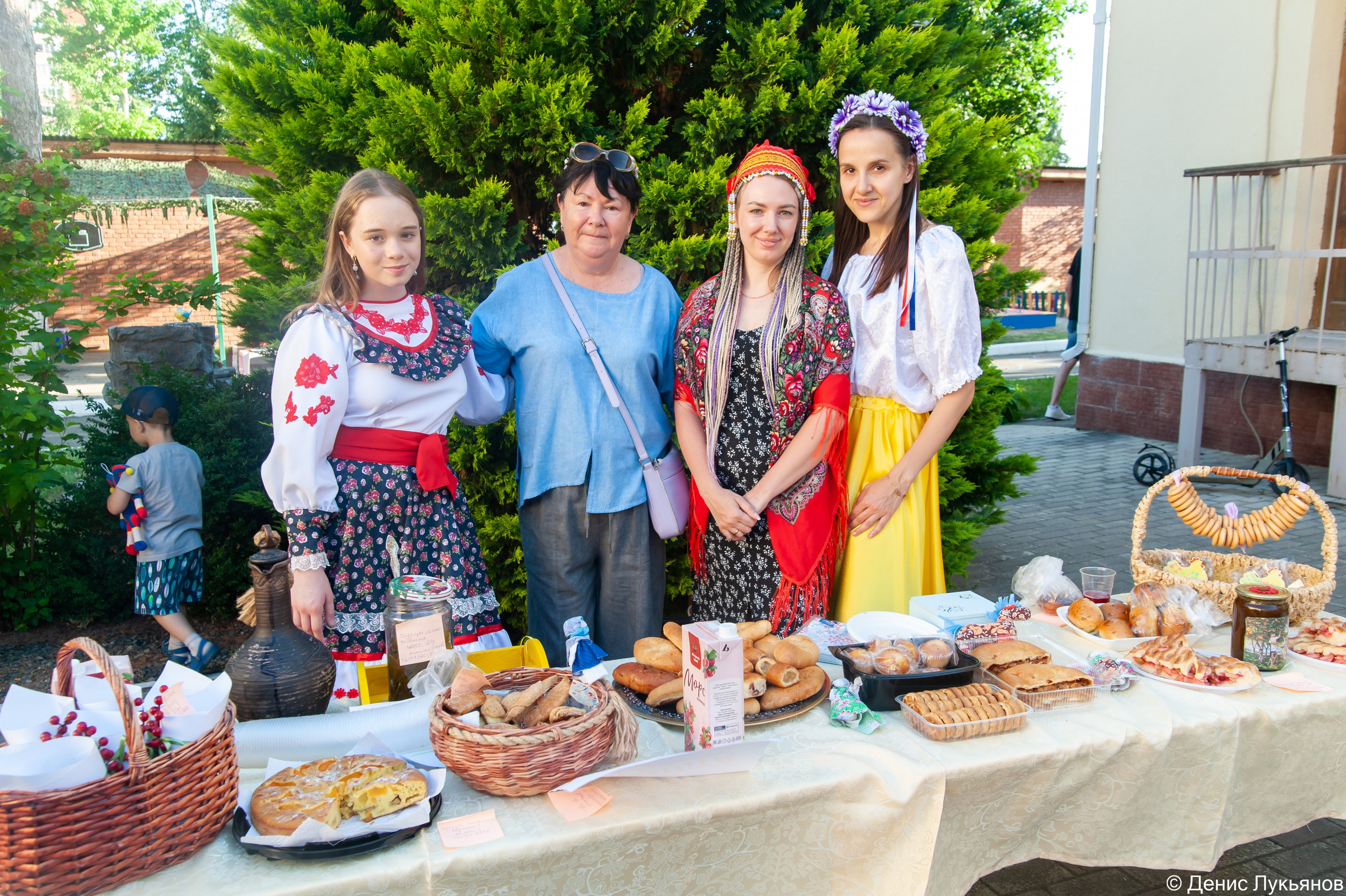 Ярмарка. Свадебный и семейный фотограф Денис Лукьянов в Краснодаре, Краснодарском крае и Республике Крым