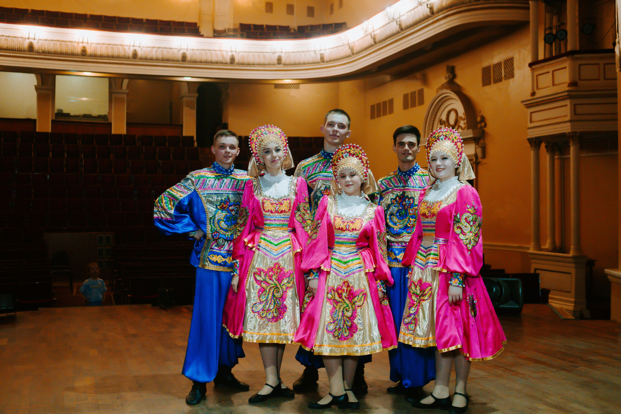 «Уральский сувенир». Концерт танцевальной студии. Фотограф в Челябинске Ополихина Анна