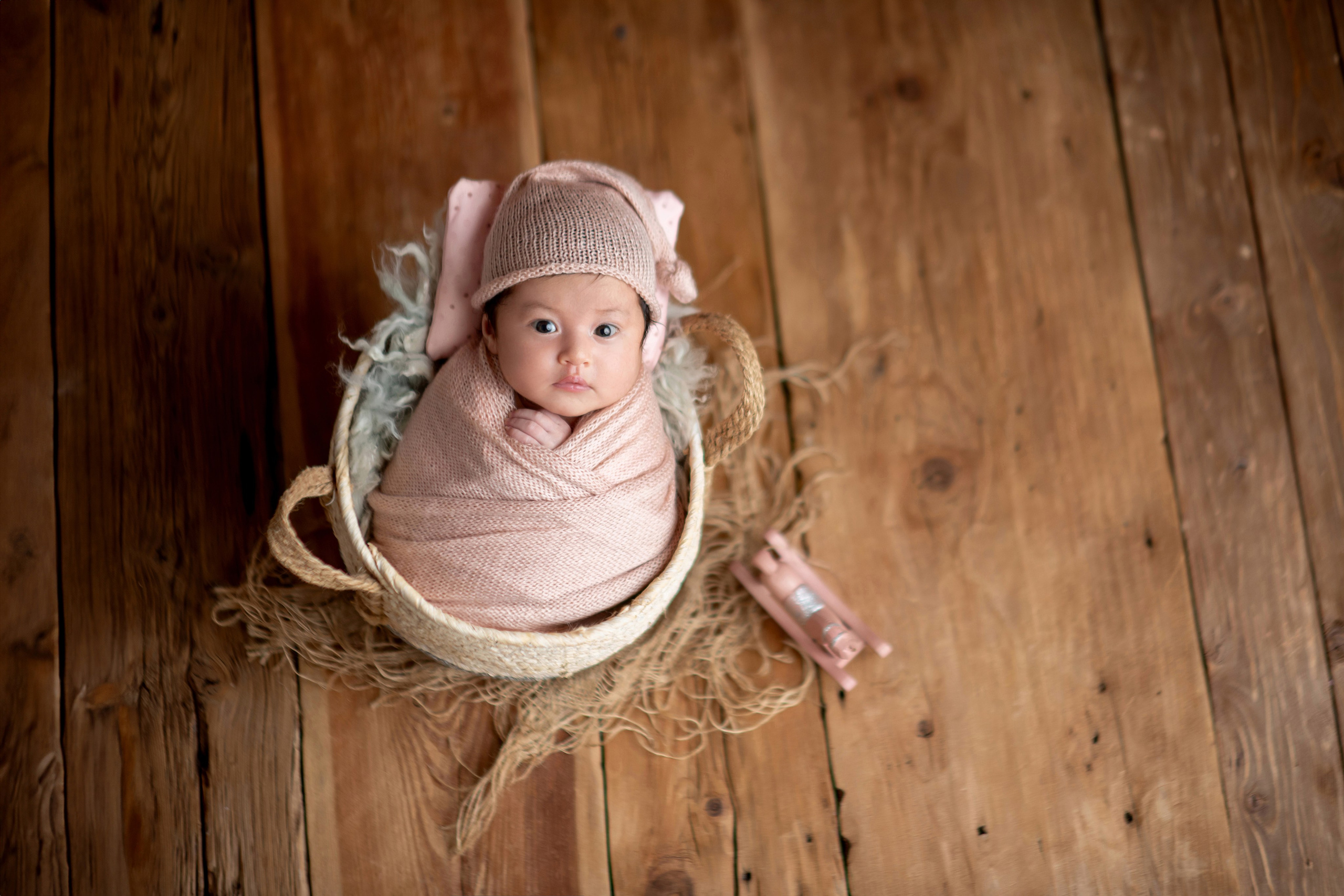 Newborn. Творческая команда Ульяшевы, свадебная и семейная фотография. Кахахста