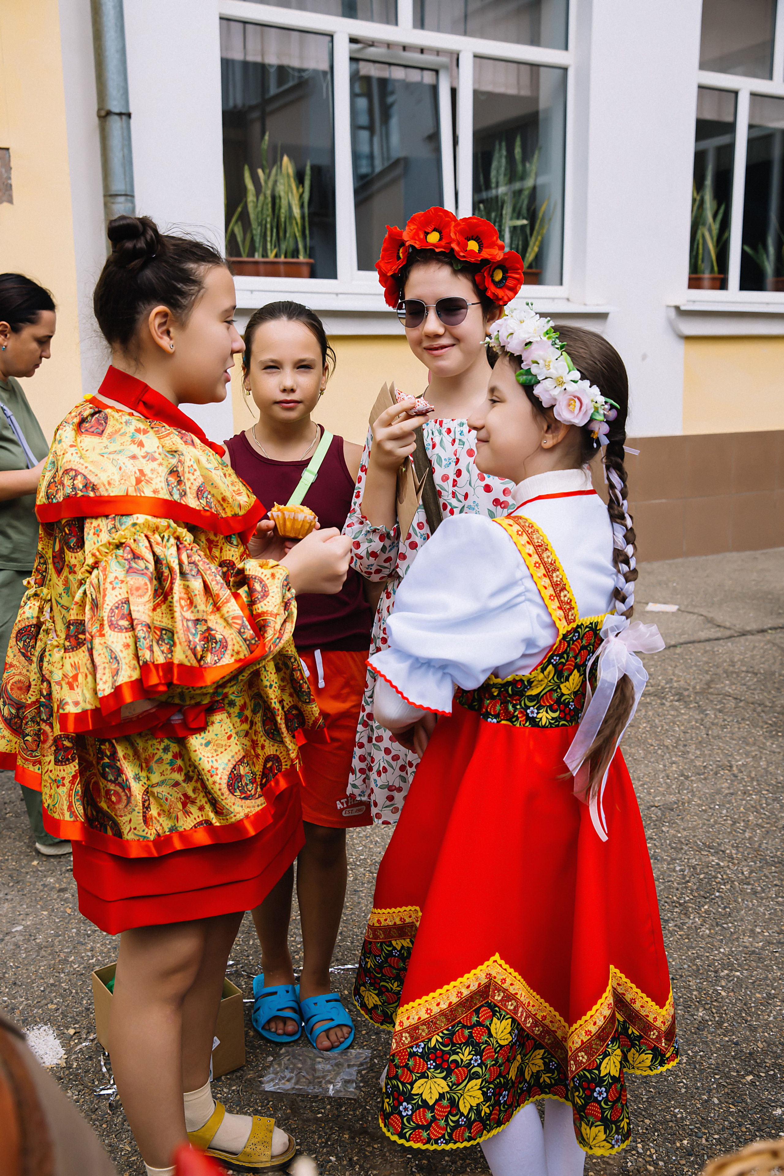 Школьная ярмарка Лицей№ 4. Фотограф и Видеограф в Краснодаре Юлия Солодченко