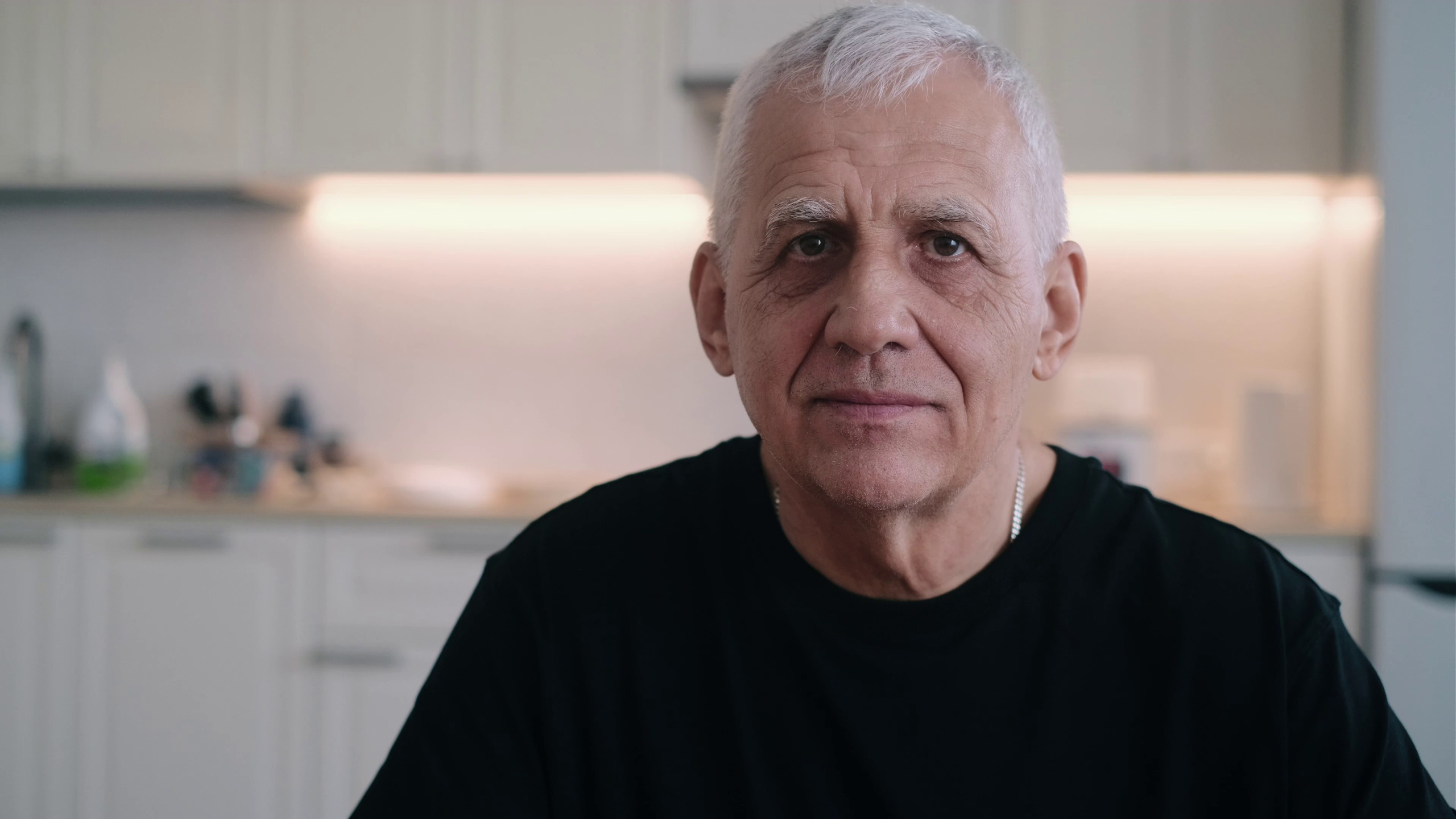 Рилс | видео. Свадебный фотограф Денис Ожигин в Краснодаре и крае. Эмоциональная и стильная съемка вашего дня