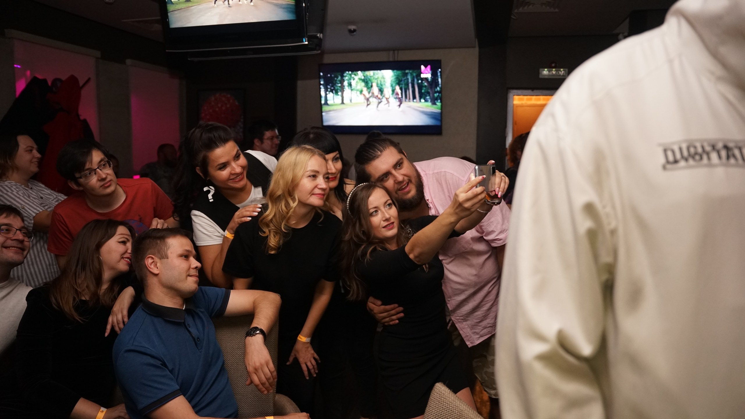 «И снова…» Клубная вечеринка | 03.09.22. Галерея Фантим