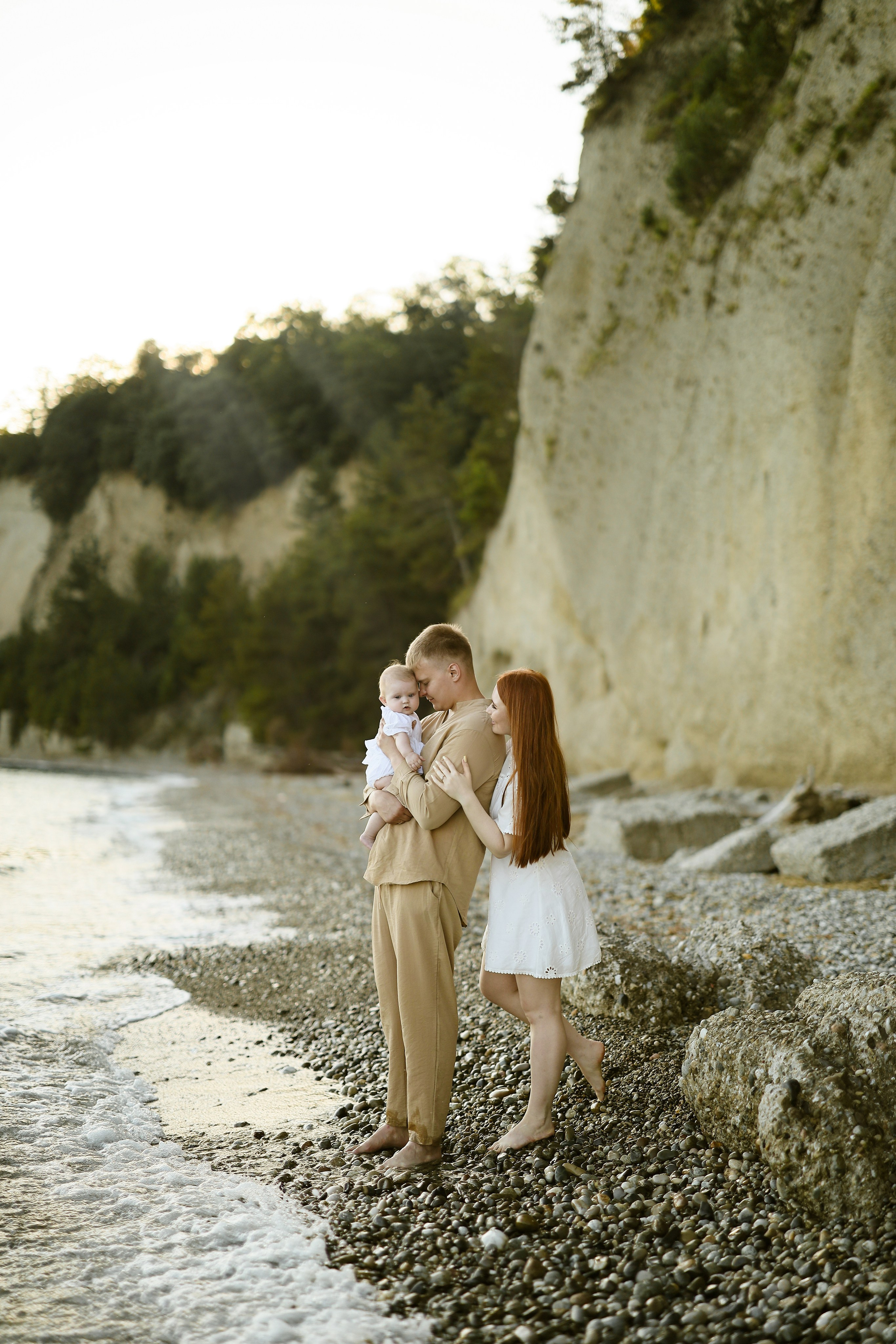 Семейная фотосессия на пляже в Абхазии. Свадебный и семейный фотограф в Абхазии Жанна Соснина