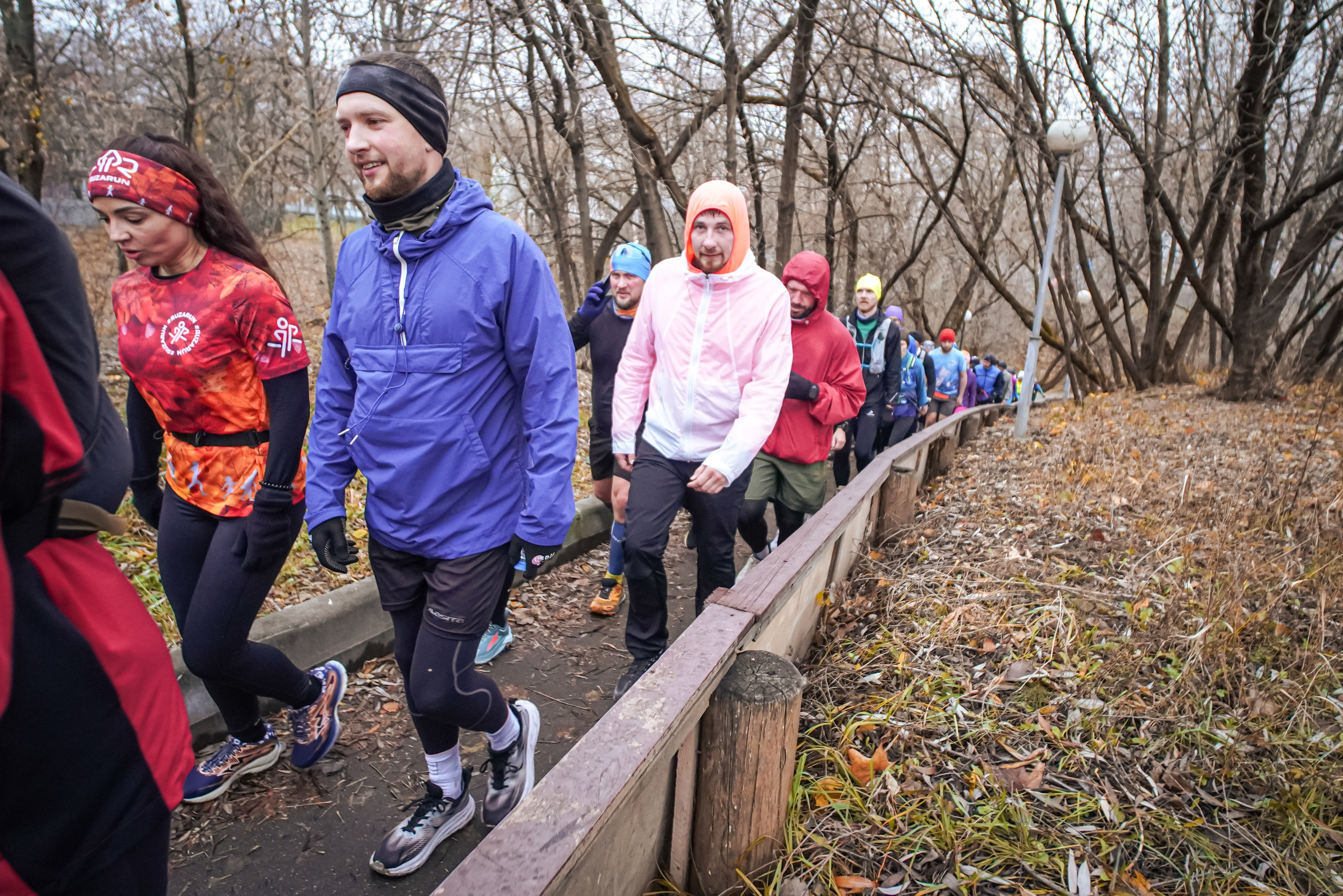 #марафонудома #яuzarun 2024 2-я петля, группа 6:30. Роман Капилюшов. Бег. Фото. Видео. г. Люберцы