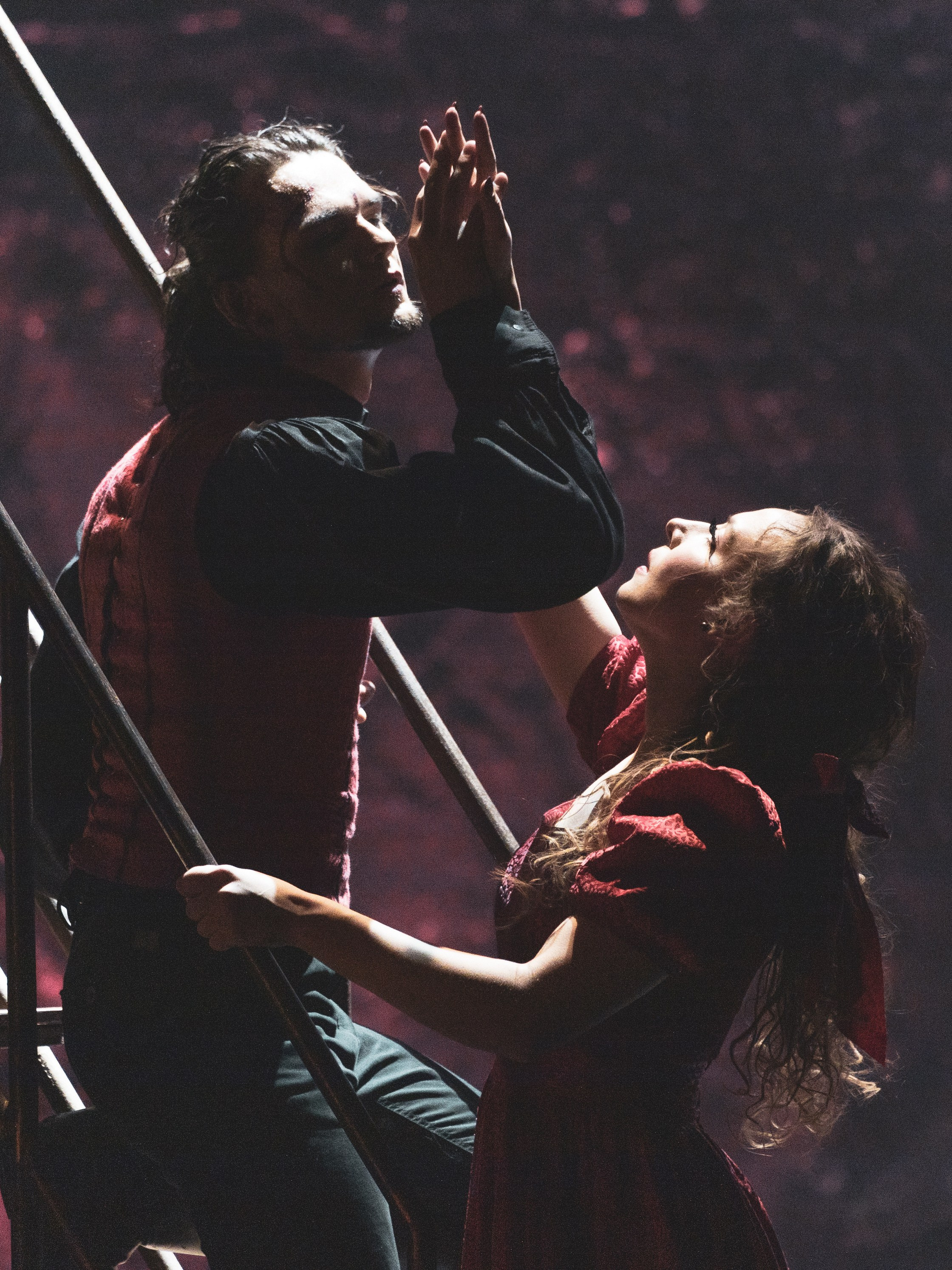 Сборник. Фотограф. г. Южно-Сахалинск. Олег Толстов