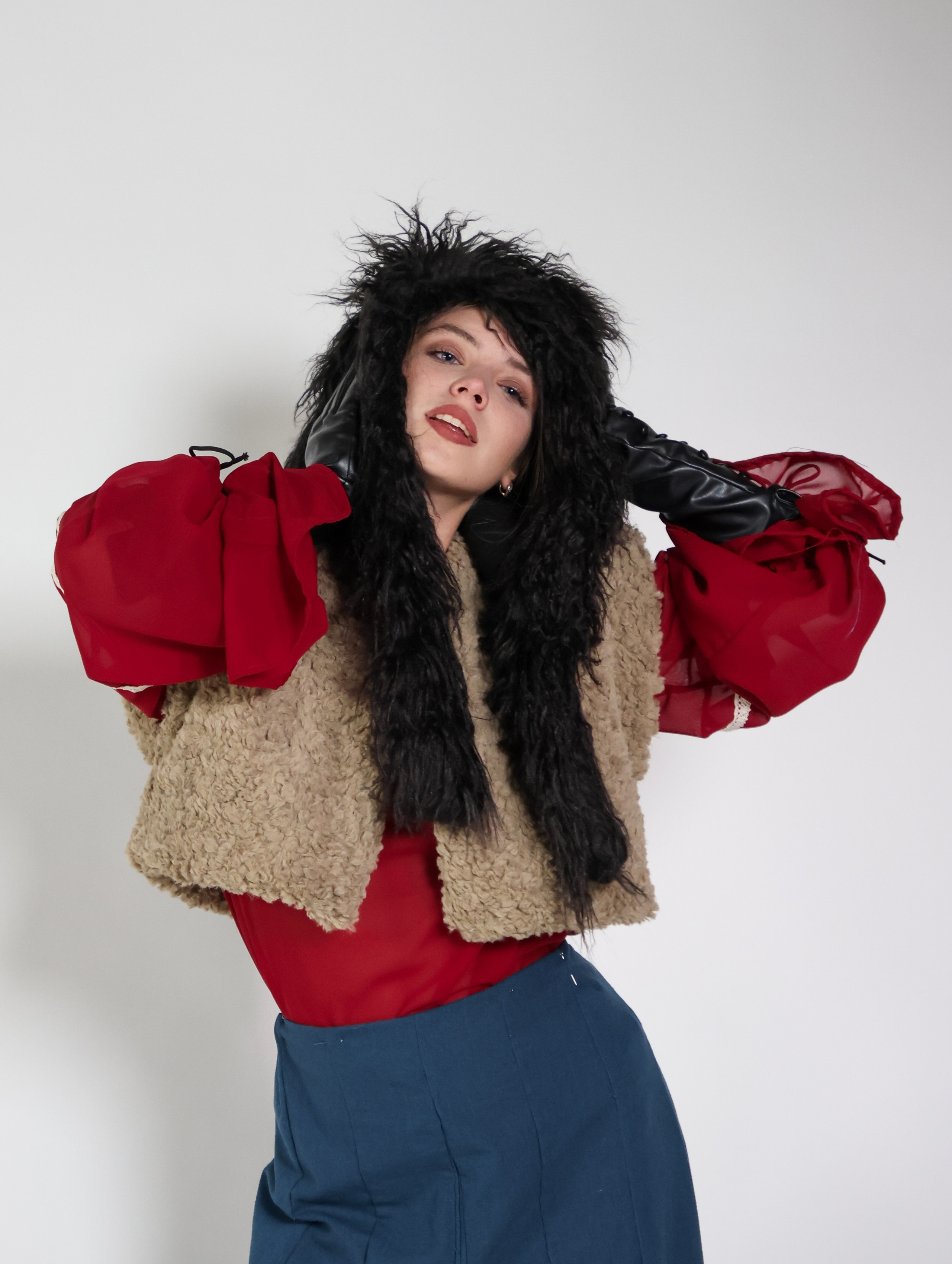 Ретро коммерция. Костюмер, художник кино и телевидения в спб