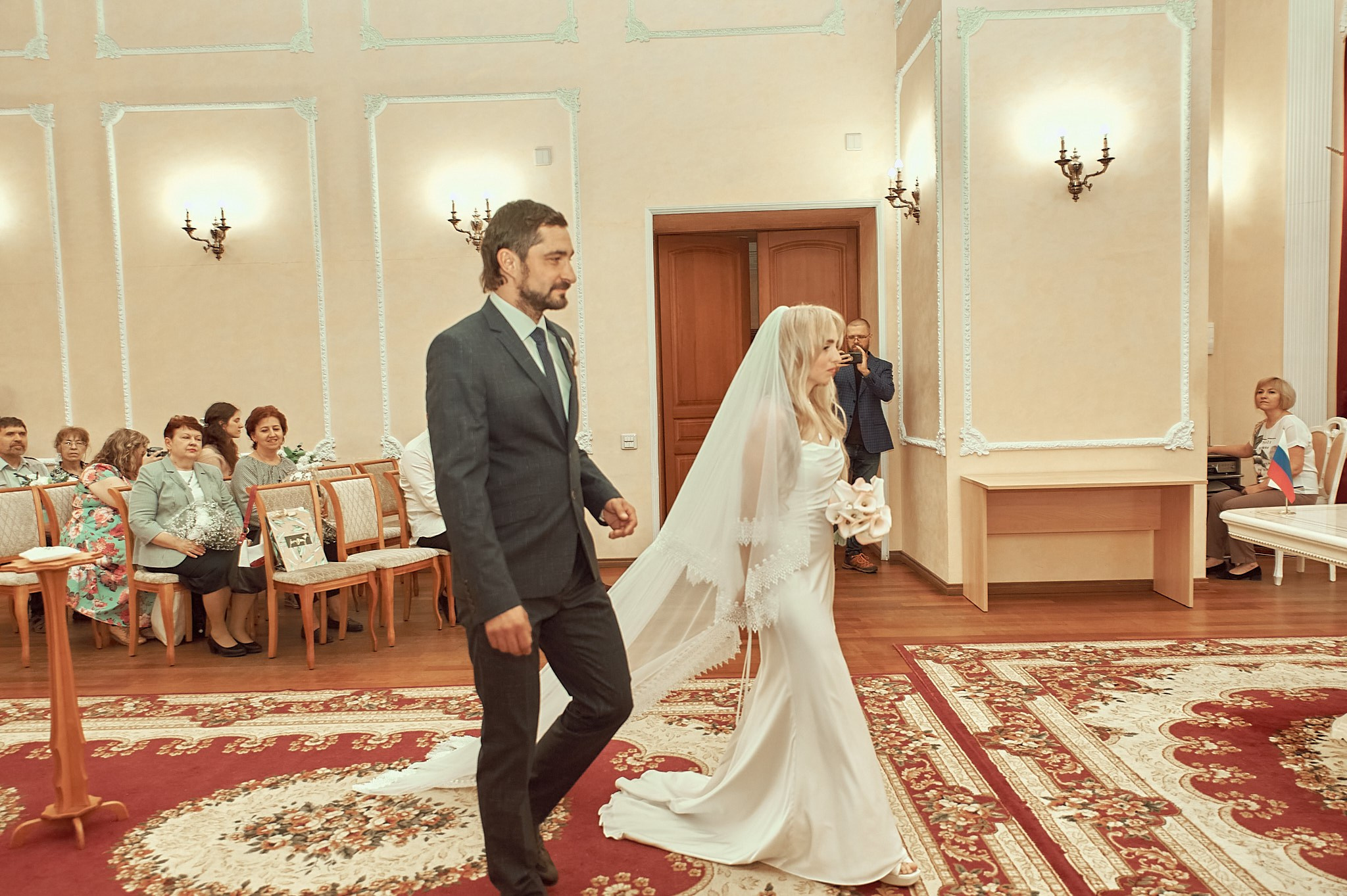 Свадебная съемка для Маргариты и Мирослава (Сборы невесты, ЗАГС). Женский фотограф в Череповце Даша Акулич