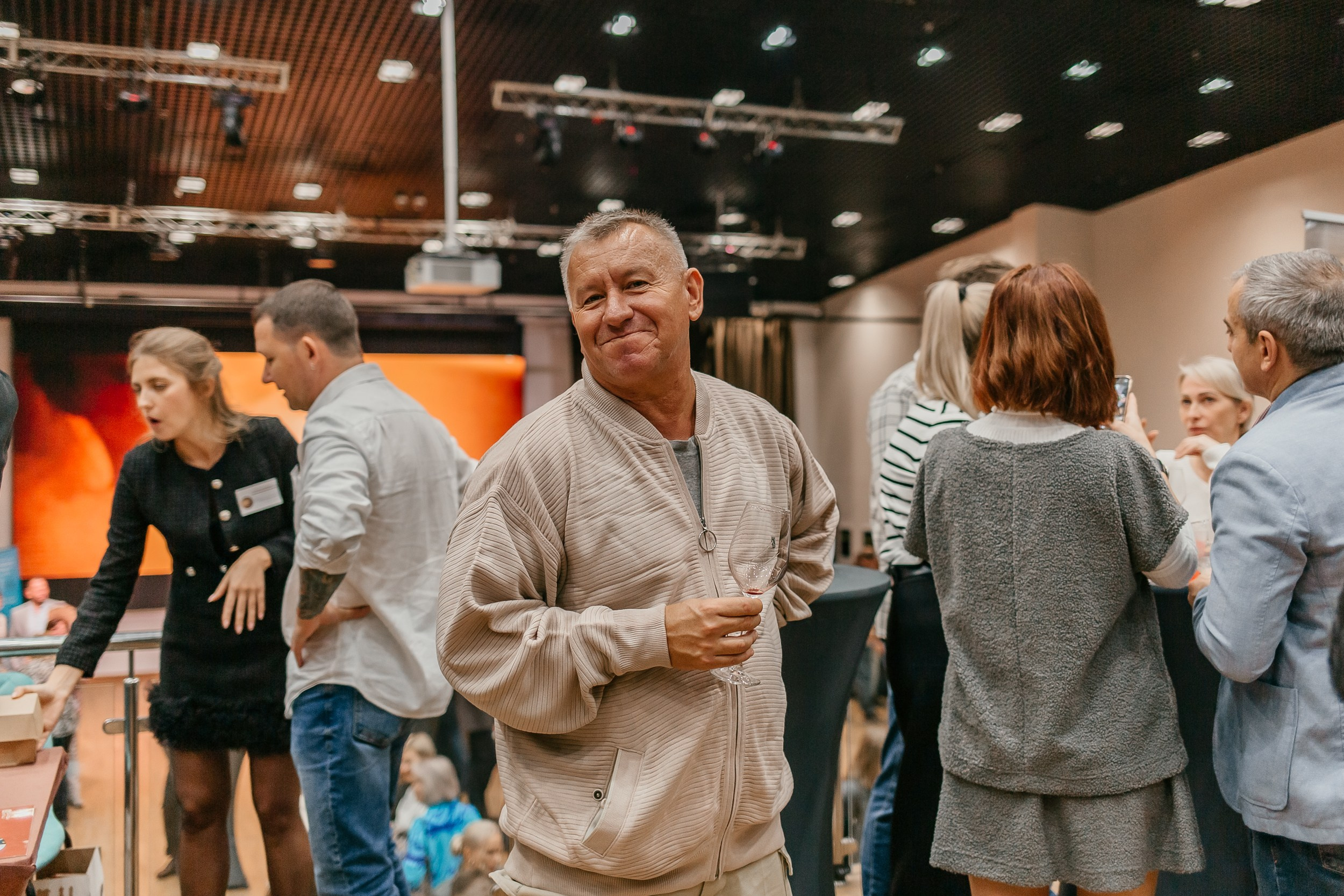 Фотограф на мероприятие: выставка, конференция, презентация. Фотограф Сочи Адлер. Солькаева Анастасия