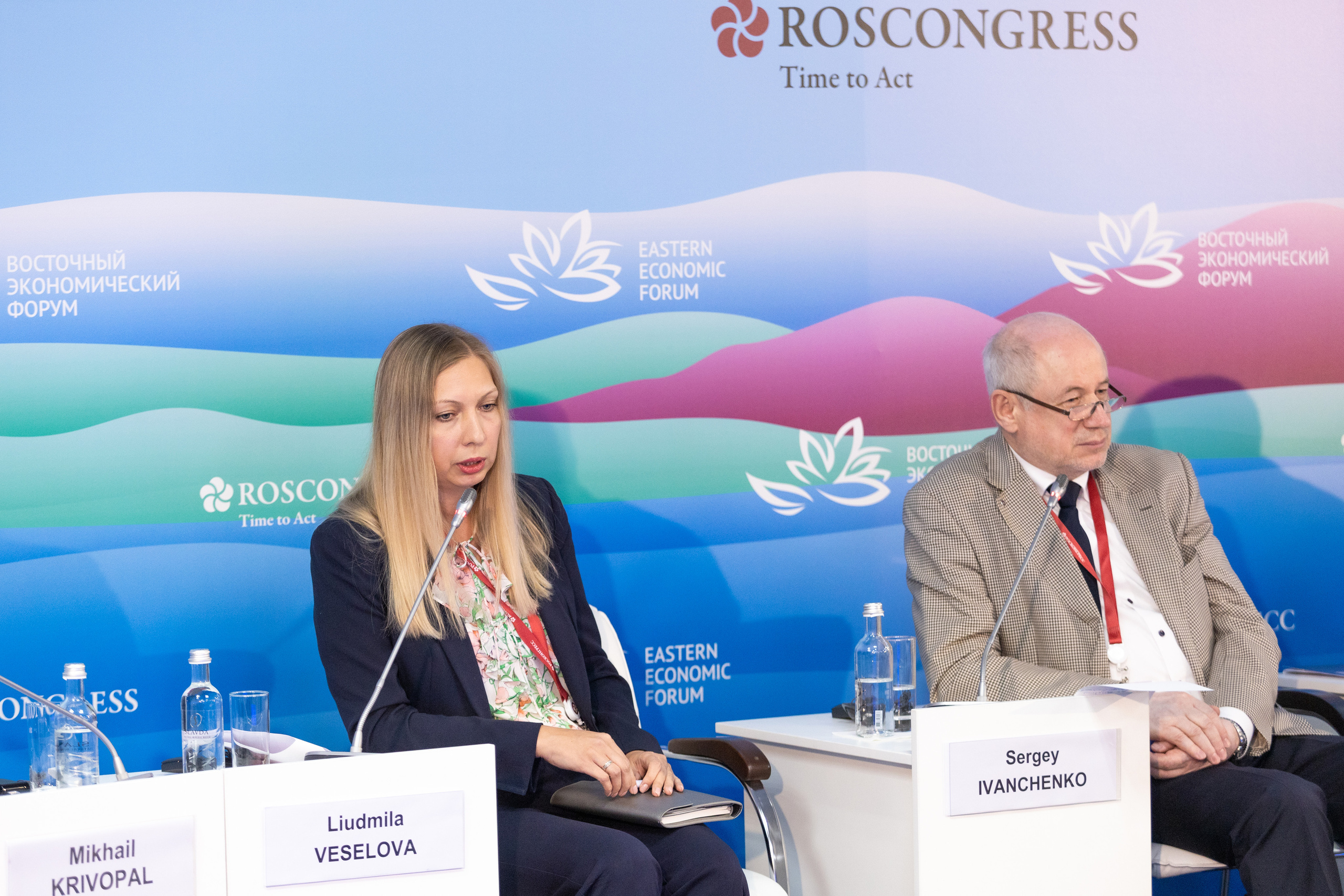 ВЭФ_ Знание о Востоке_ азиатский вектор образования. Репортажный фотограф во Владивостоке